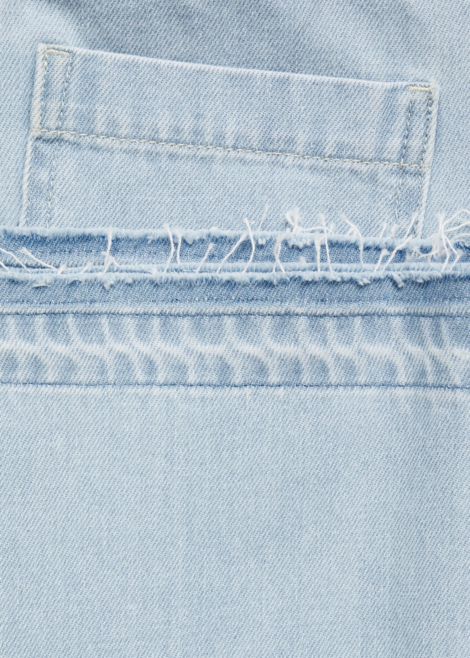 Wide-leg jeans with pockets - Details of the article 0