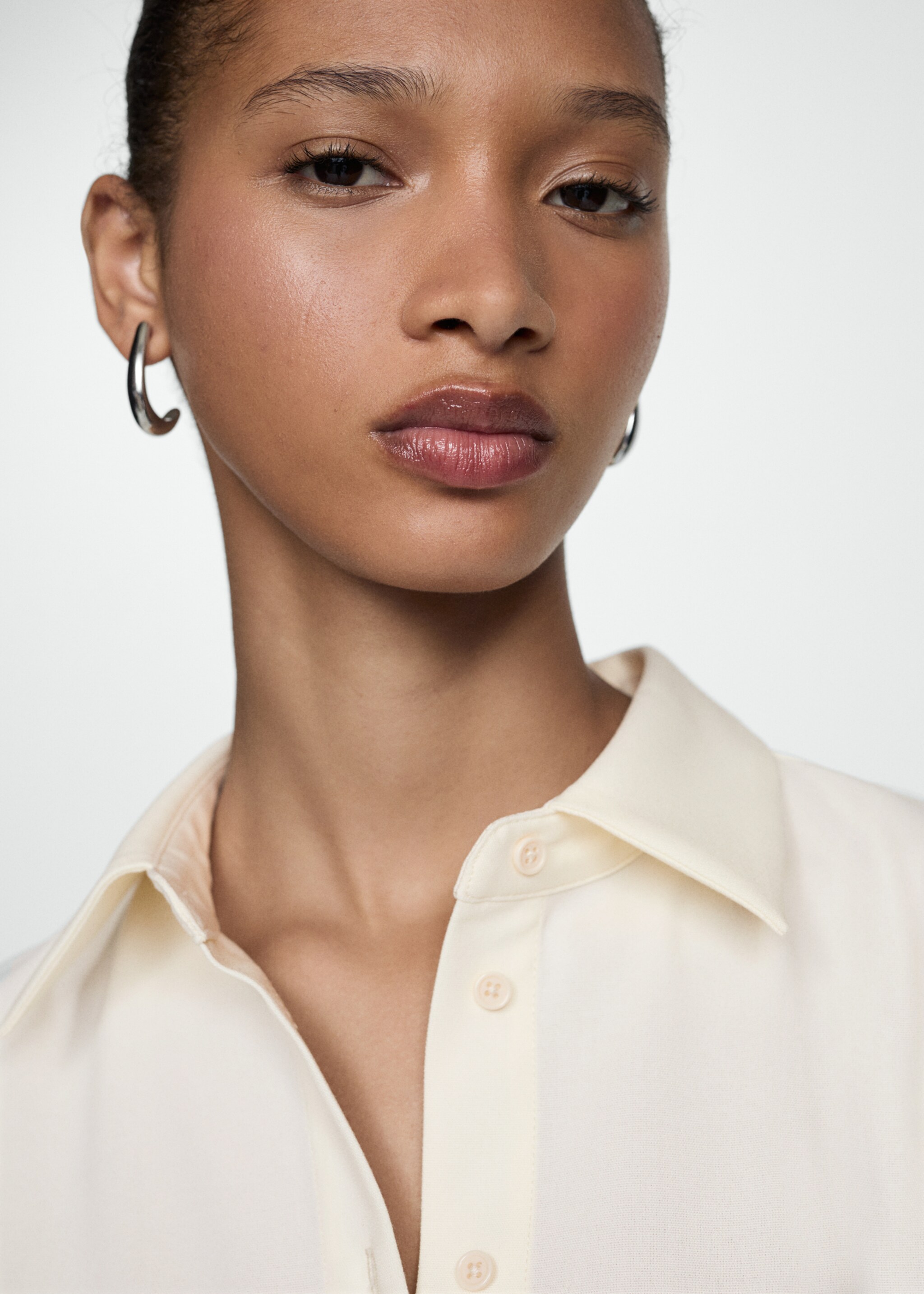 Short shirt dress - Details of the article 1, Ecru. Ref: 77082912-00.