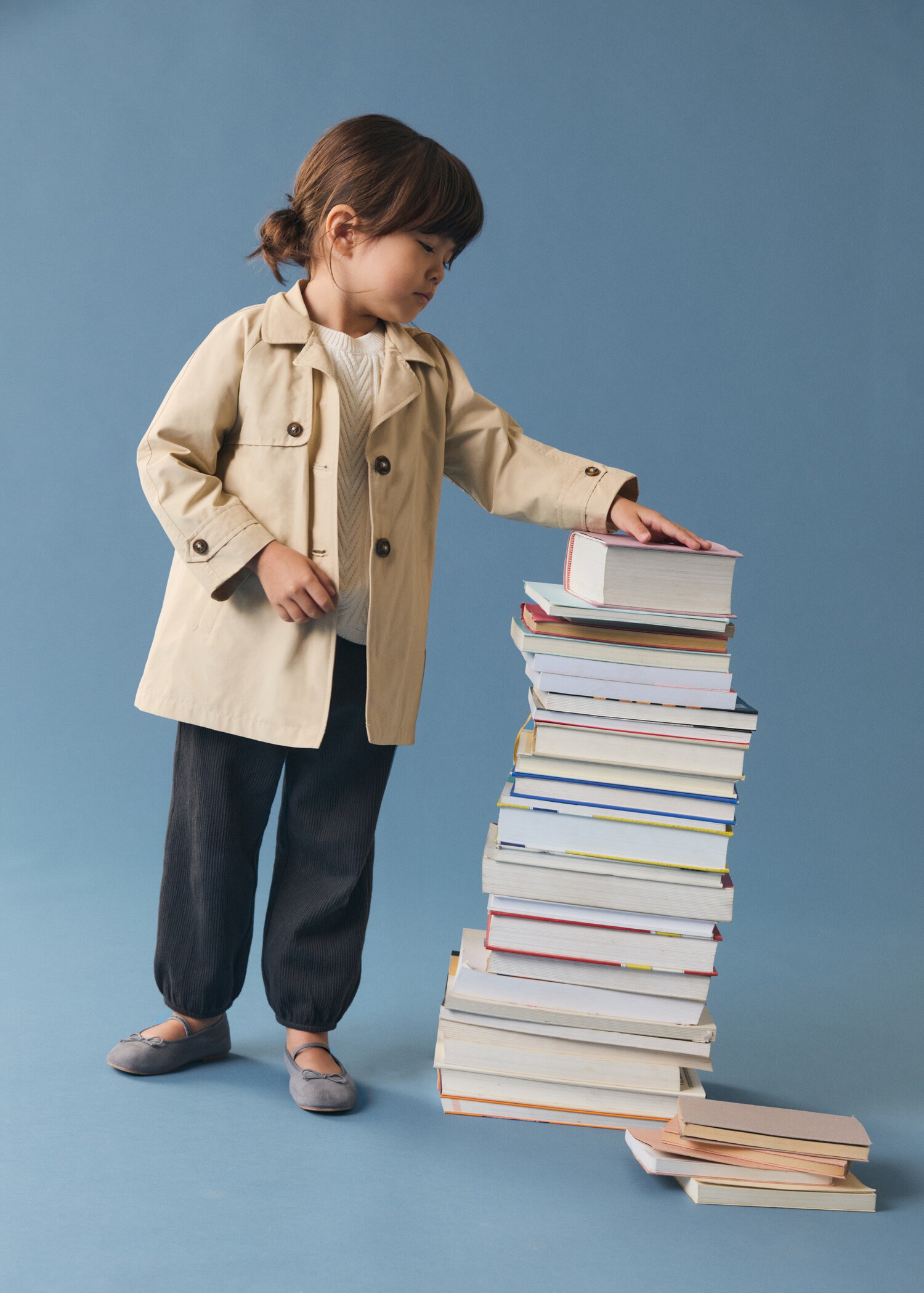 Klassischer Trenchcoat mit Gürtel - Detail des Artikels 5