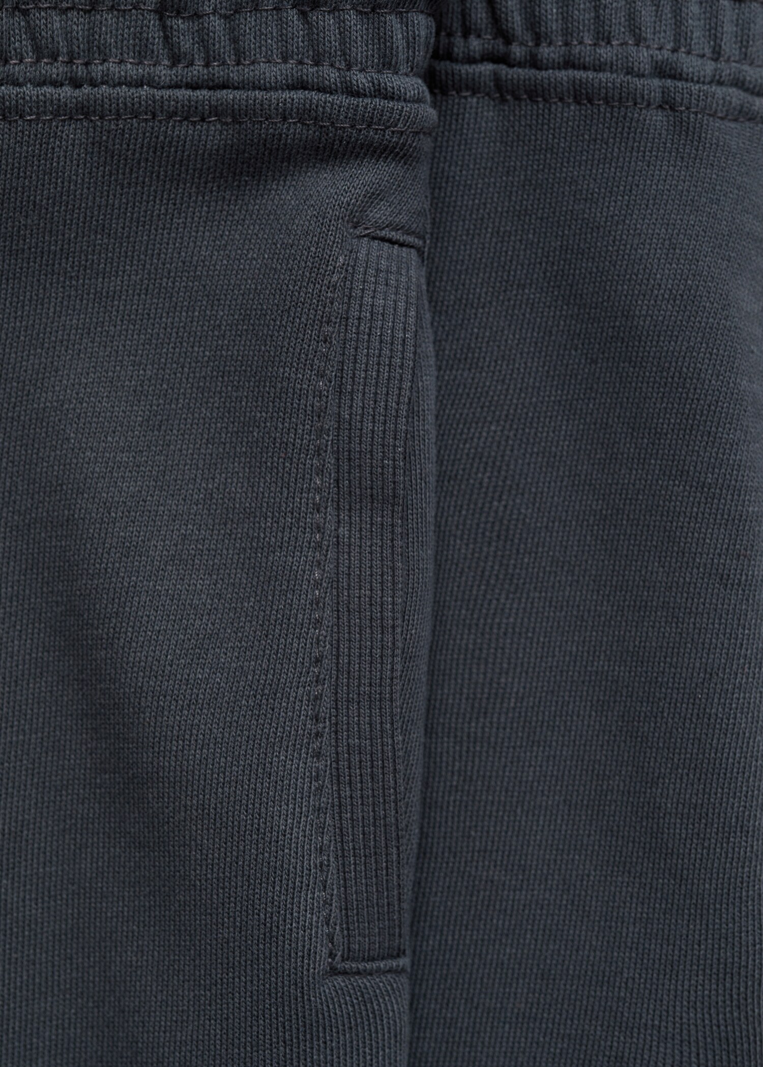 Cotton jogger-style trousers - Details of the article 0