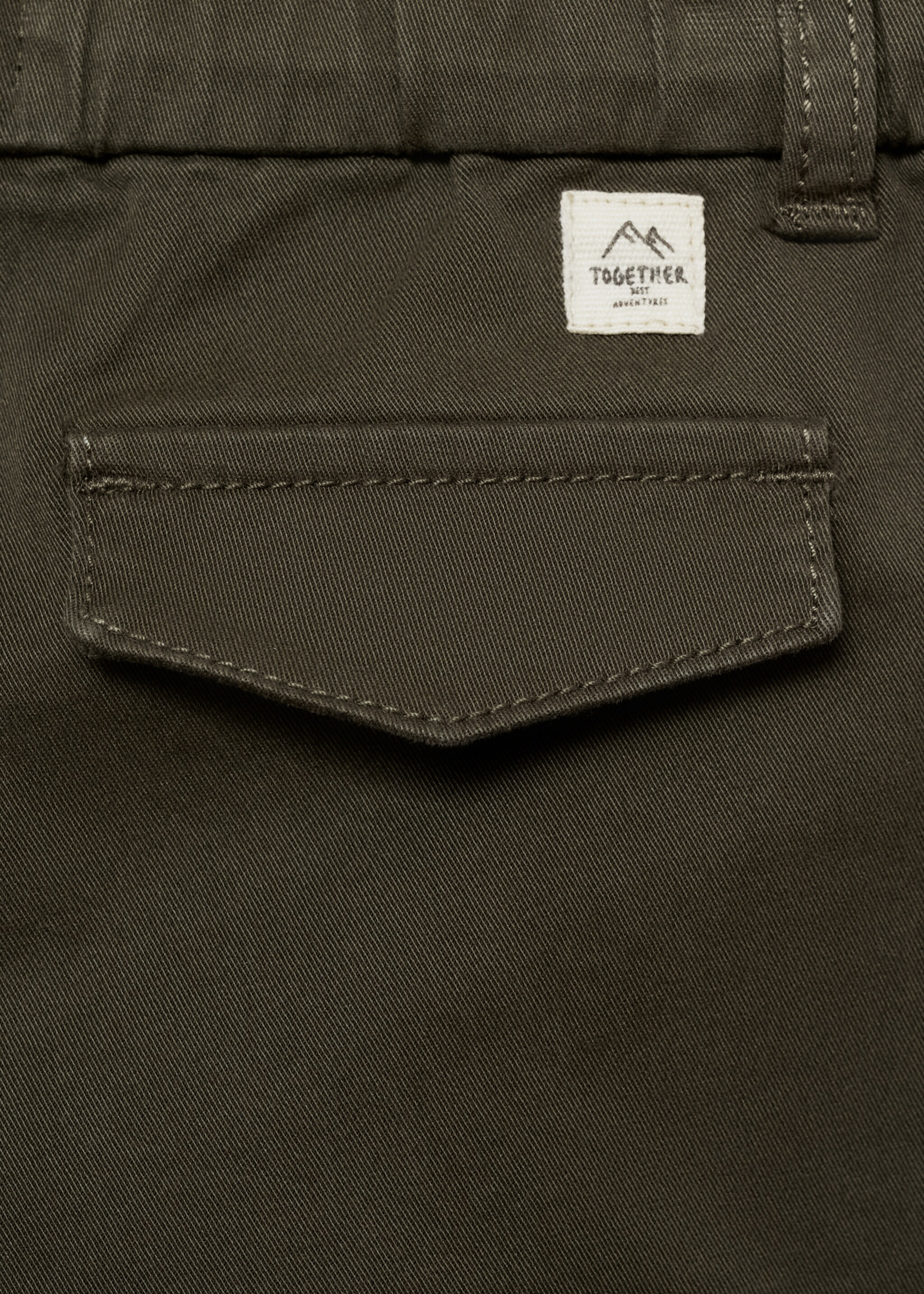 Elastic waist trousers - Details of the article 0, Forest Green. Ref: 77083273-00.