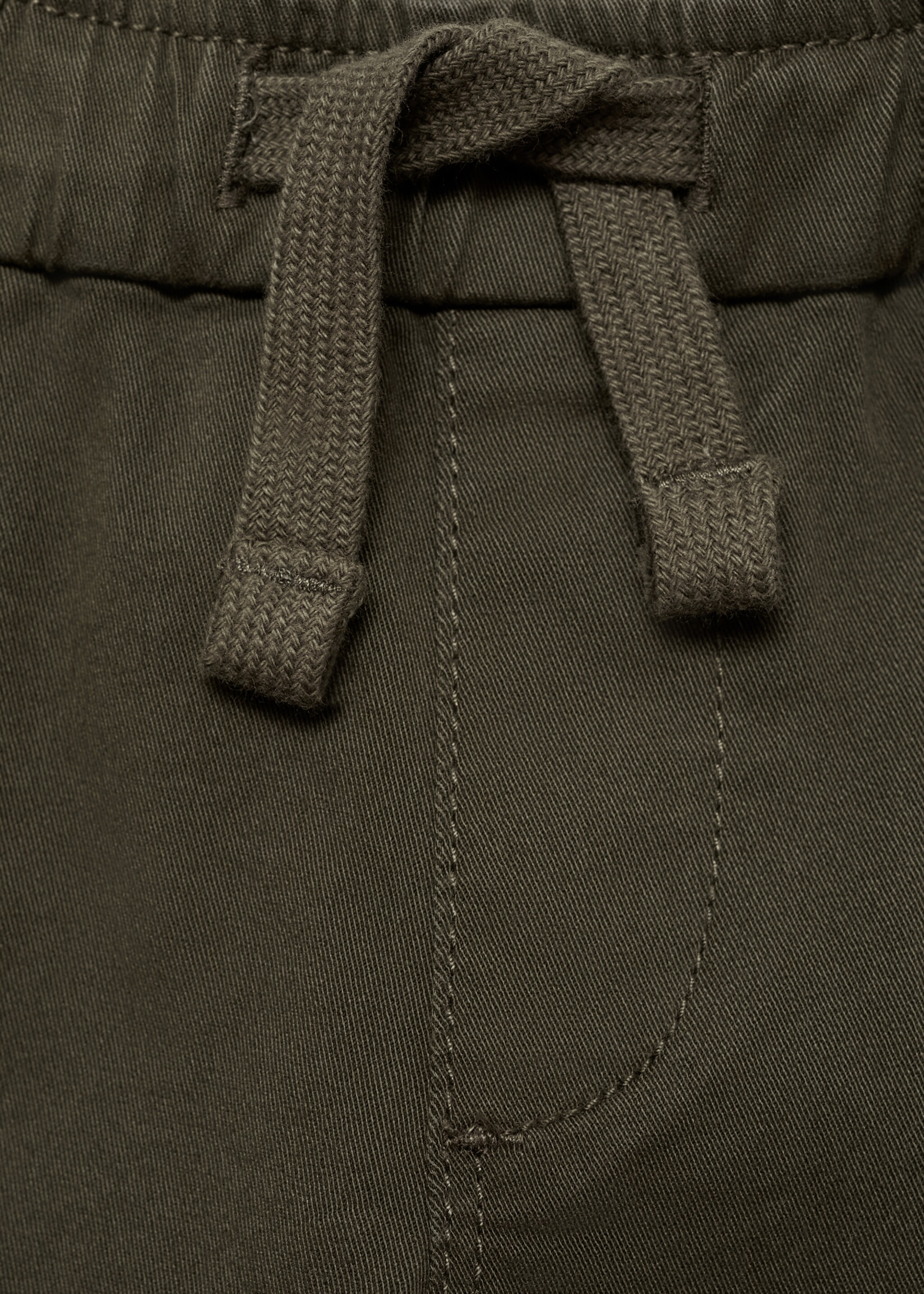 Elastic waist trousers - Details of the article 8, Forest Green. Ref: 77083273-00.