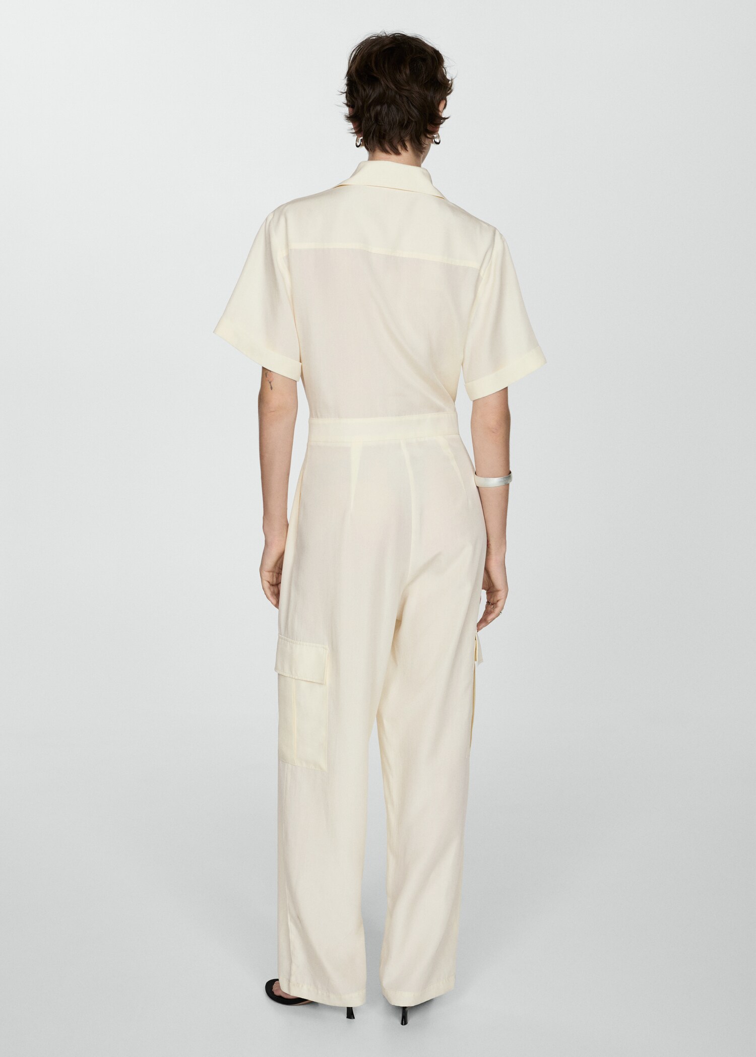 Jumpsuit i skjortmodell lyocell - Artikelns baksida
