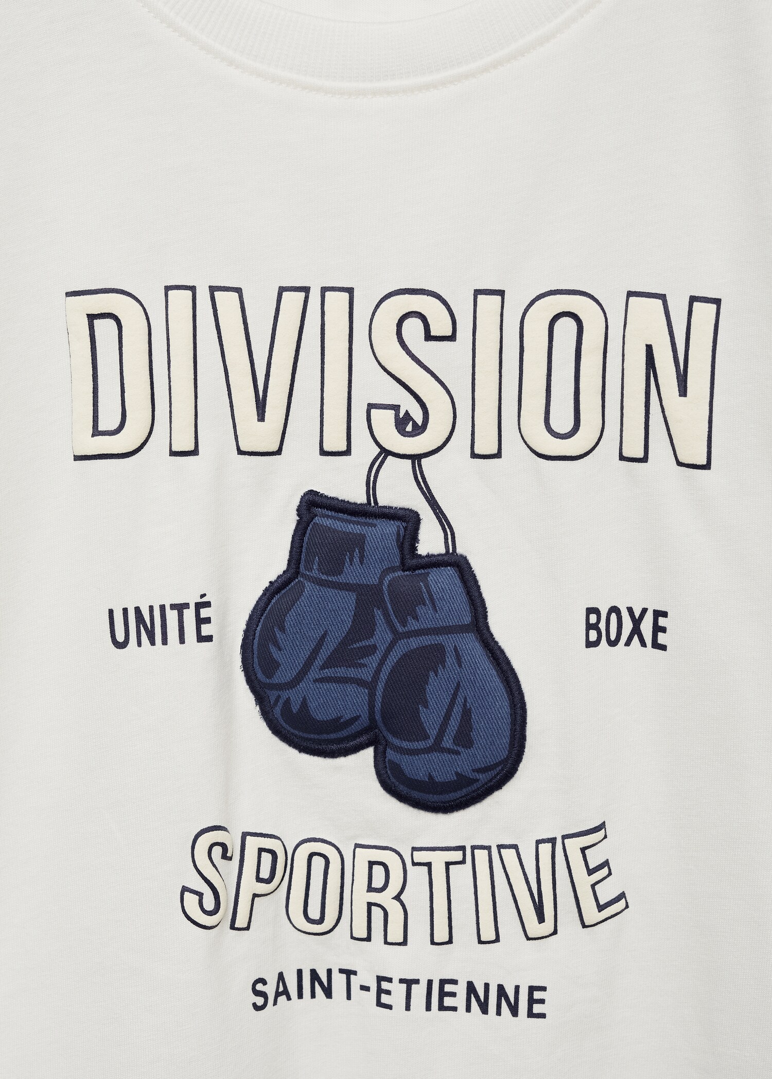 Embossed details printed t-shirt - Details of the article 8