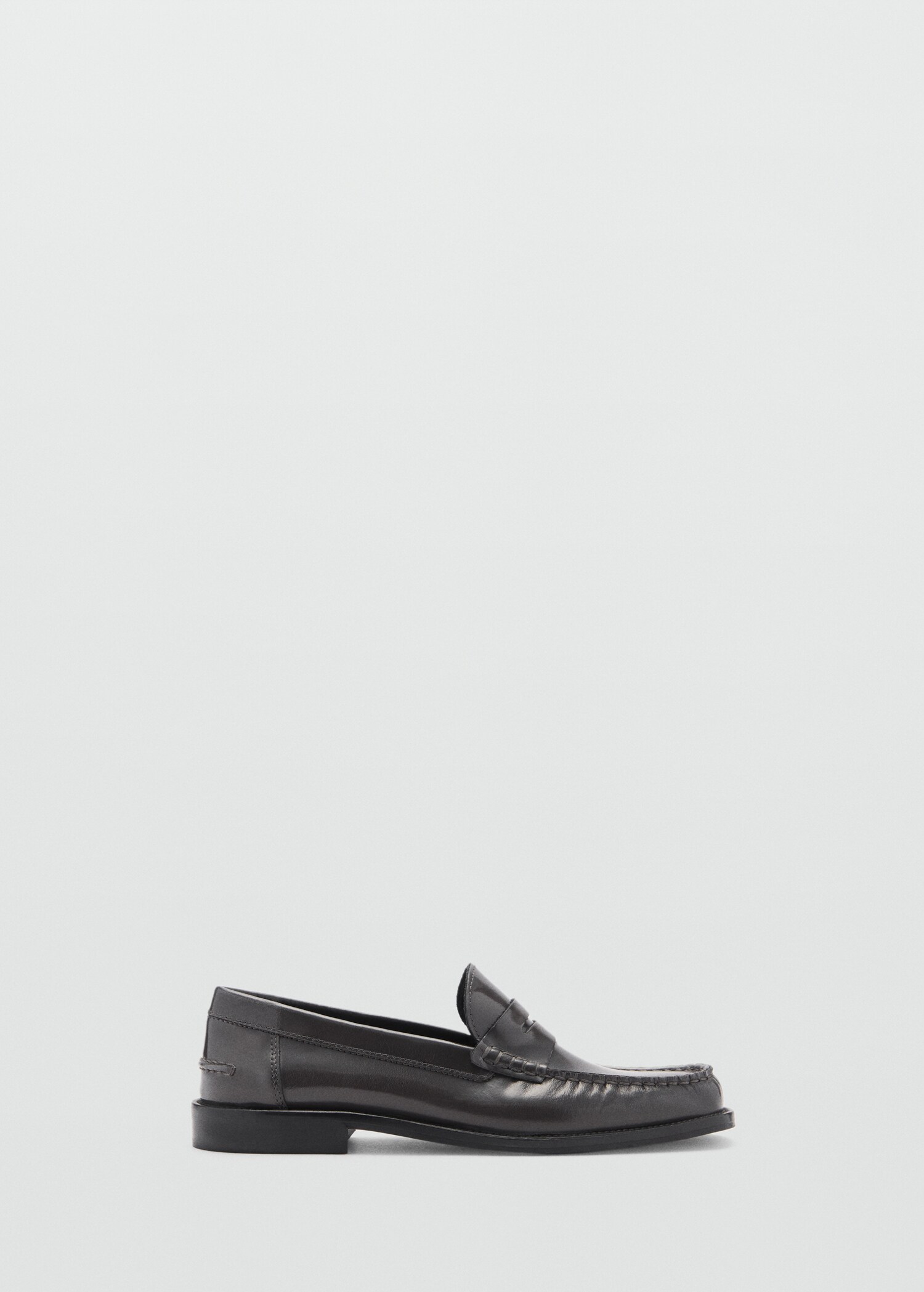 Leather loafers - Article without model