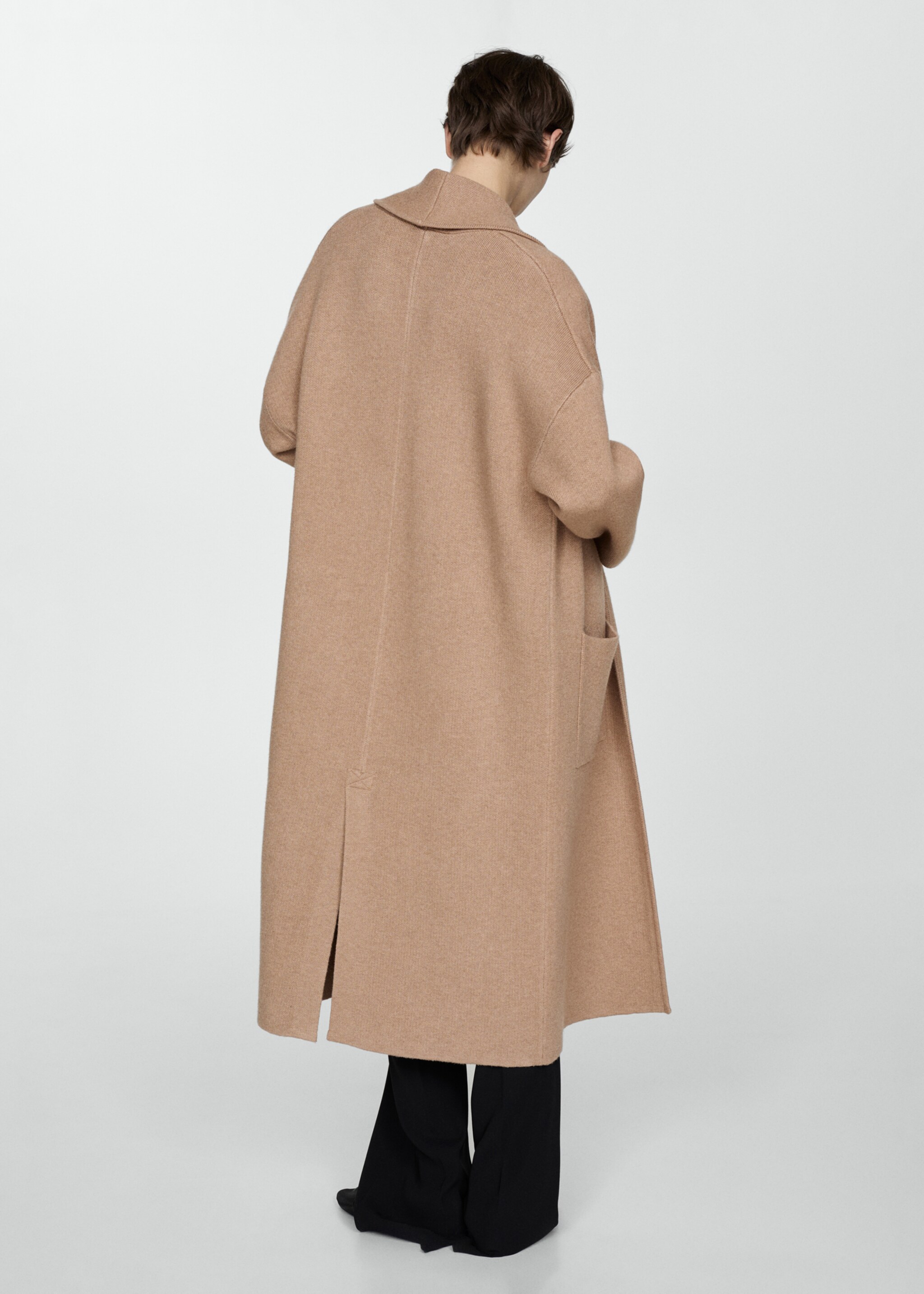 Haină oversize din tricot cu buzunare - Spatele articolului, Maro mediu. Ref: 77083666-00.