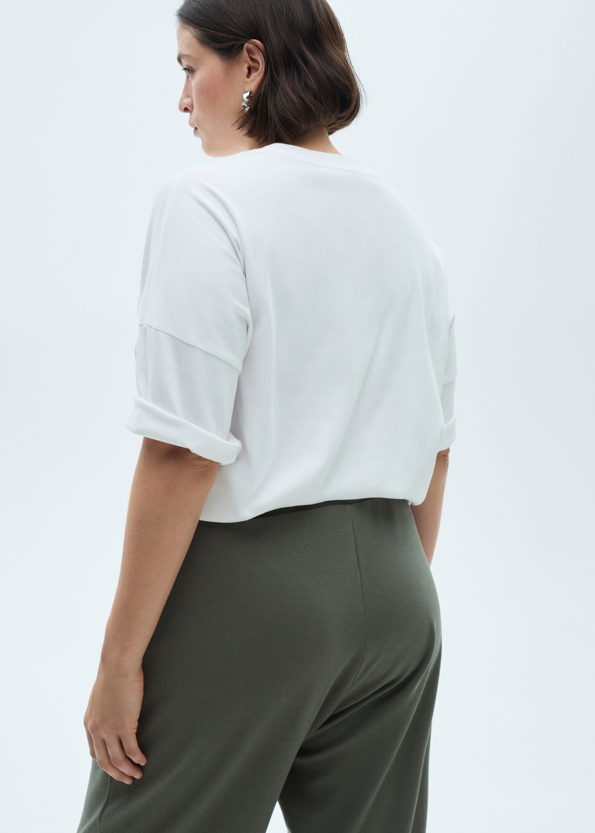 Pantalón jogger costuras - Detalle del artículo 4, Khaki. Ref: 77084014-00.