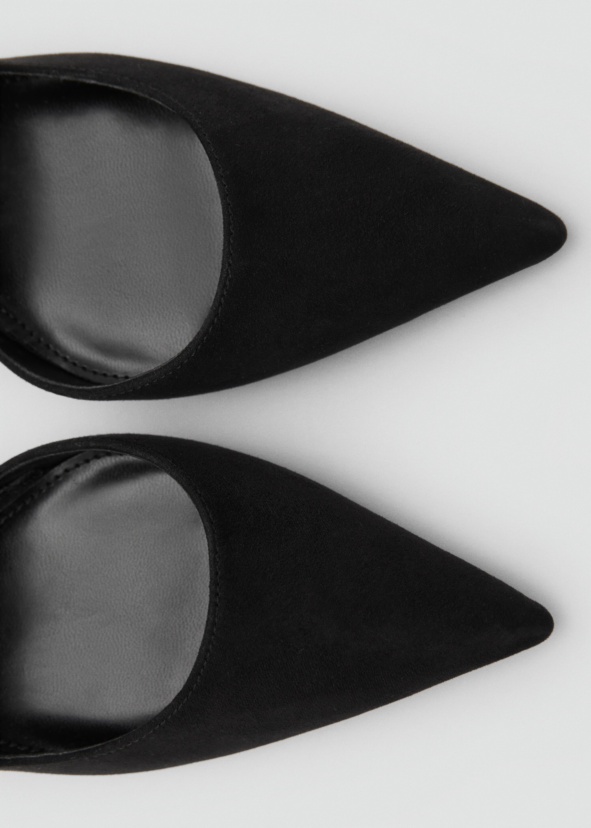 Asymmetrical heeled shoes - Details of the article 2, Black. Ref: 77084016-00.