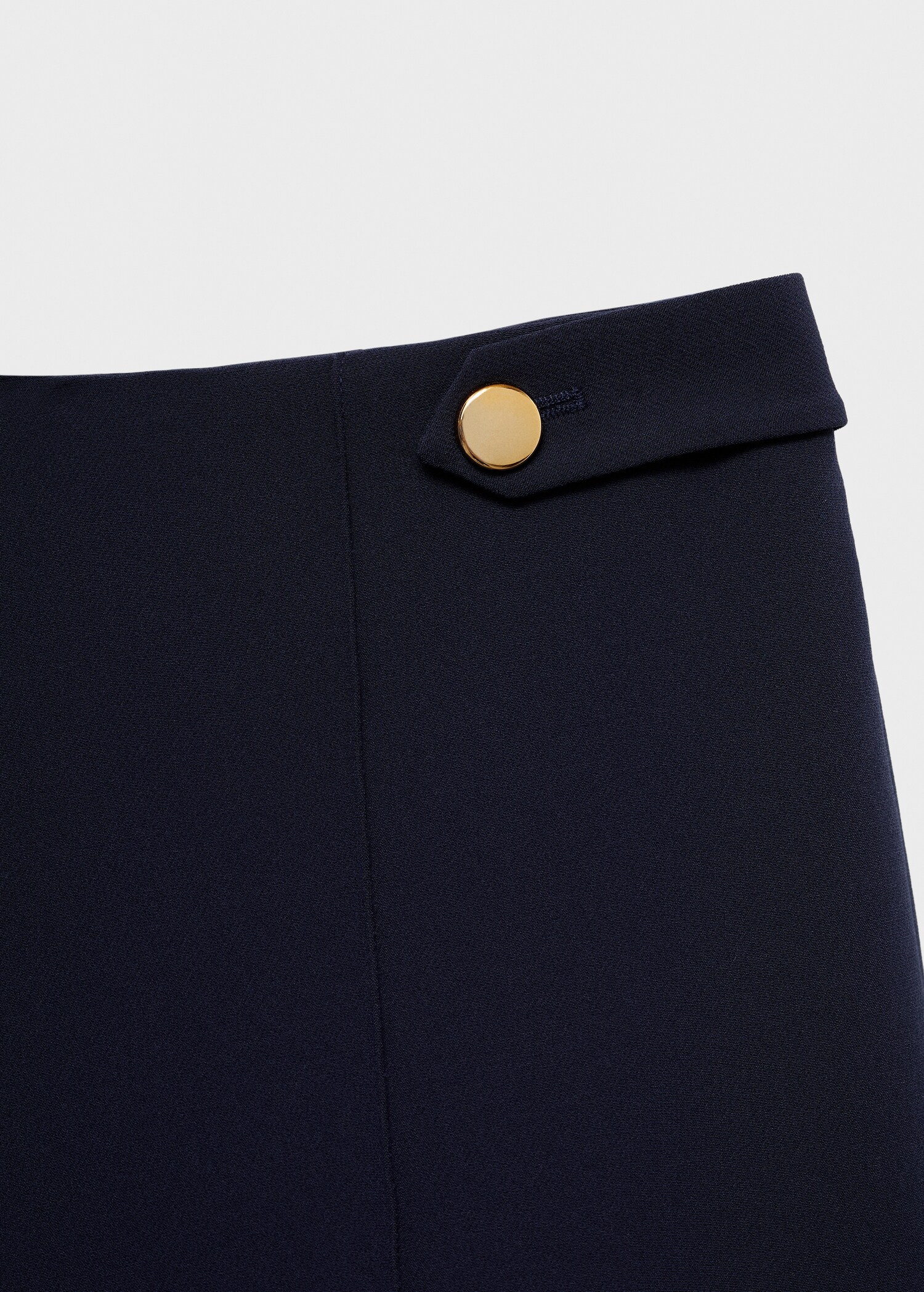 Buttons straight-fit trousers - Details of the article 8