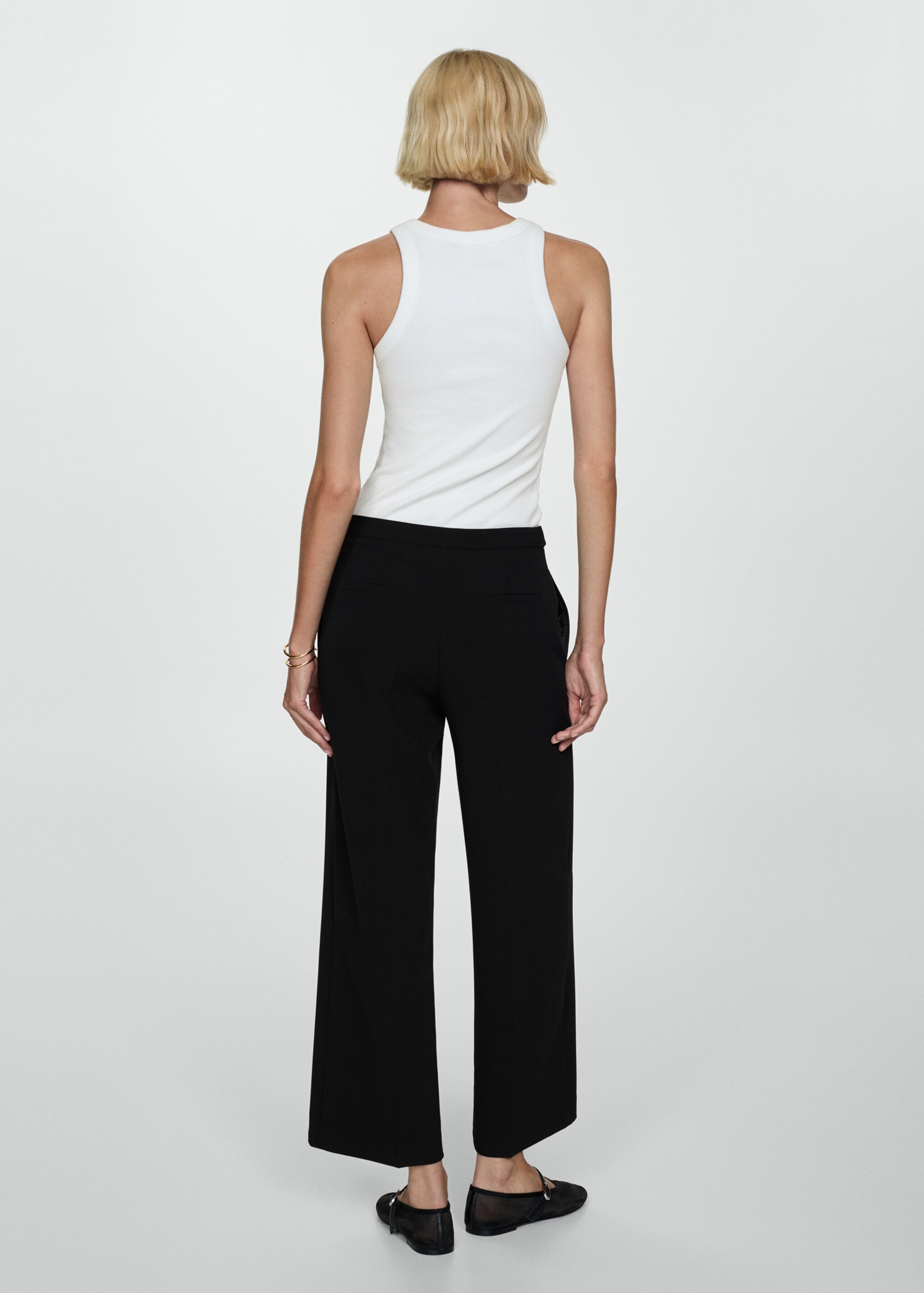 Buttons straight-fit trousers - Reverse of the article