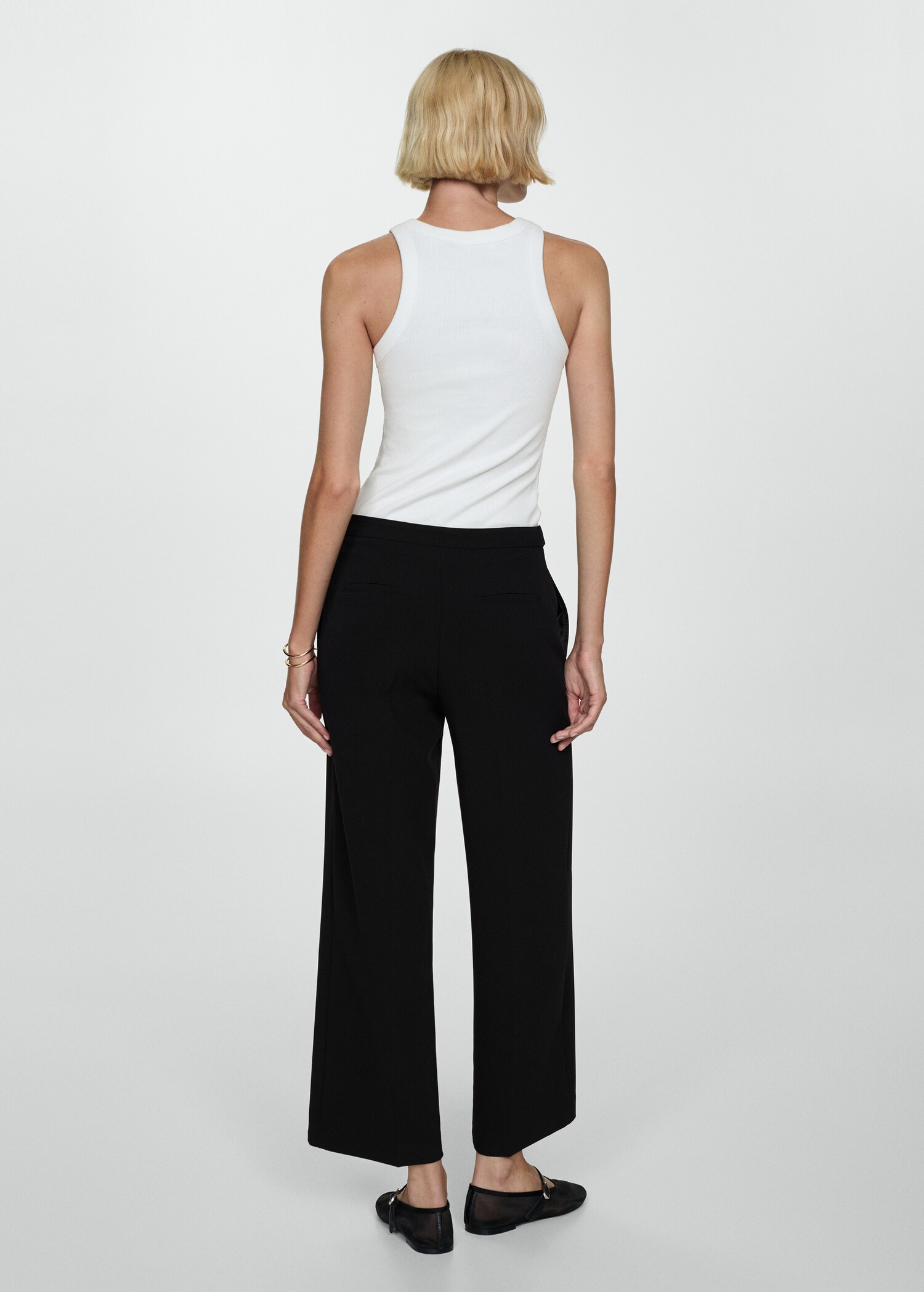 Buttons straight-fit trousers - Reverse of the article