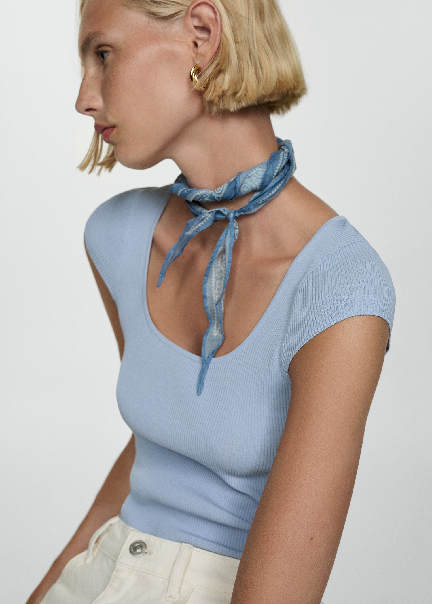 Geripptes Feinstrick-Top - Detail des Artikels 1
