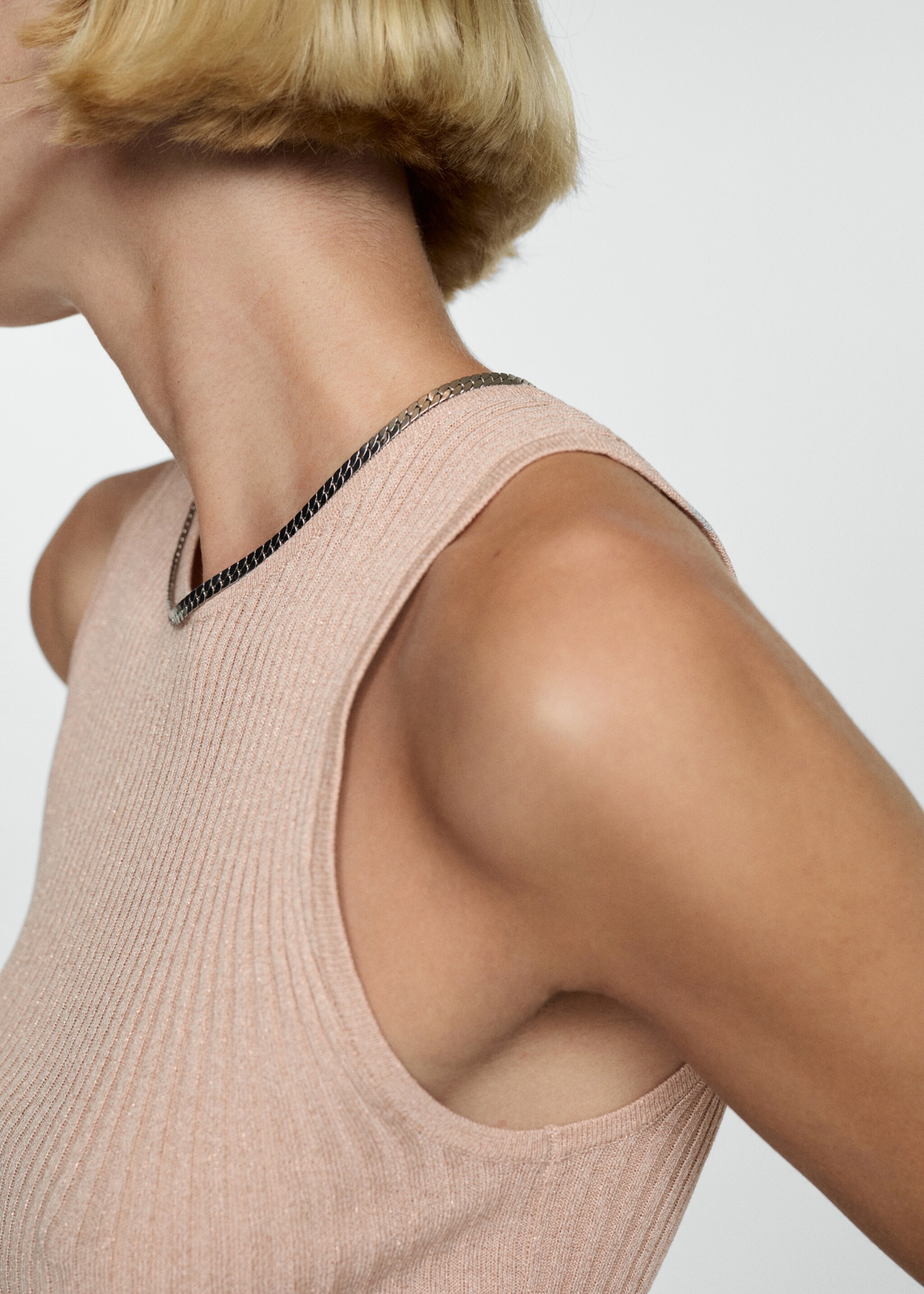 Strick-Top mit Rippstruktur - Detail des Artikels 6