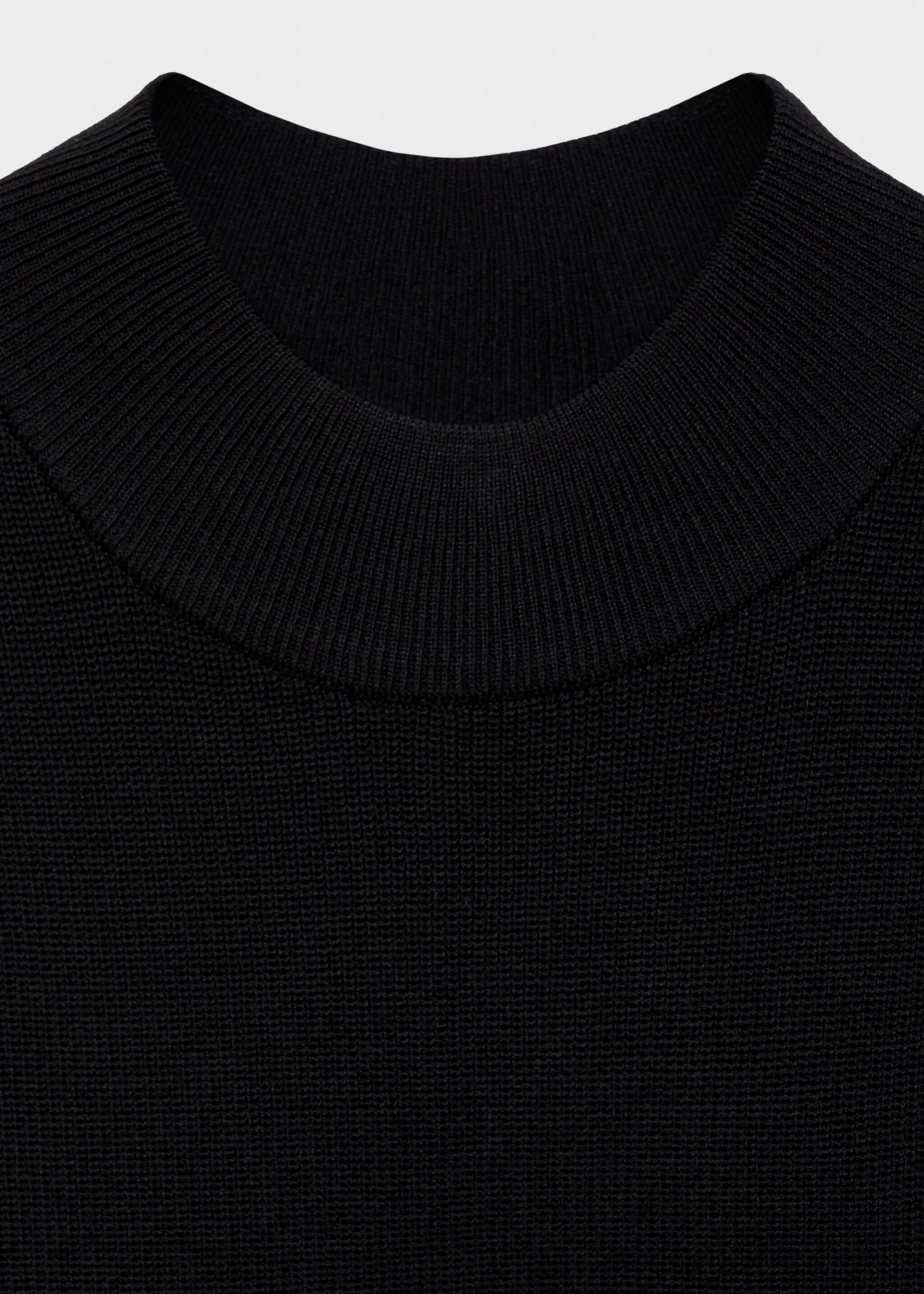 Vestido punto cuello perkins - Detalle del artículo 8, Negro. Ref: 77084032-00.