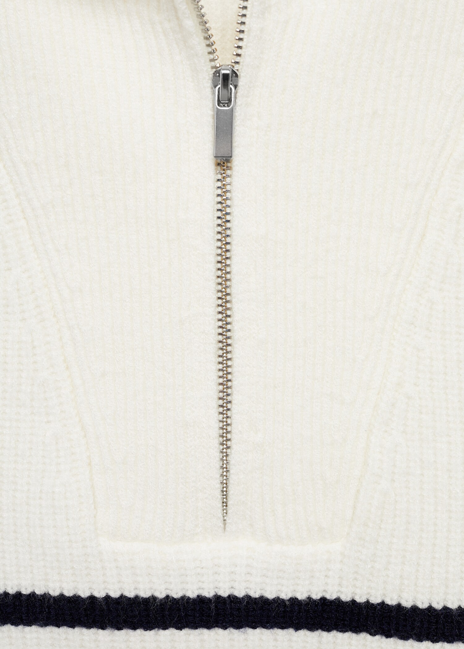 Knitted gilet with zip - Details of the article 8