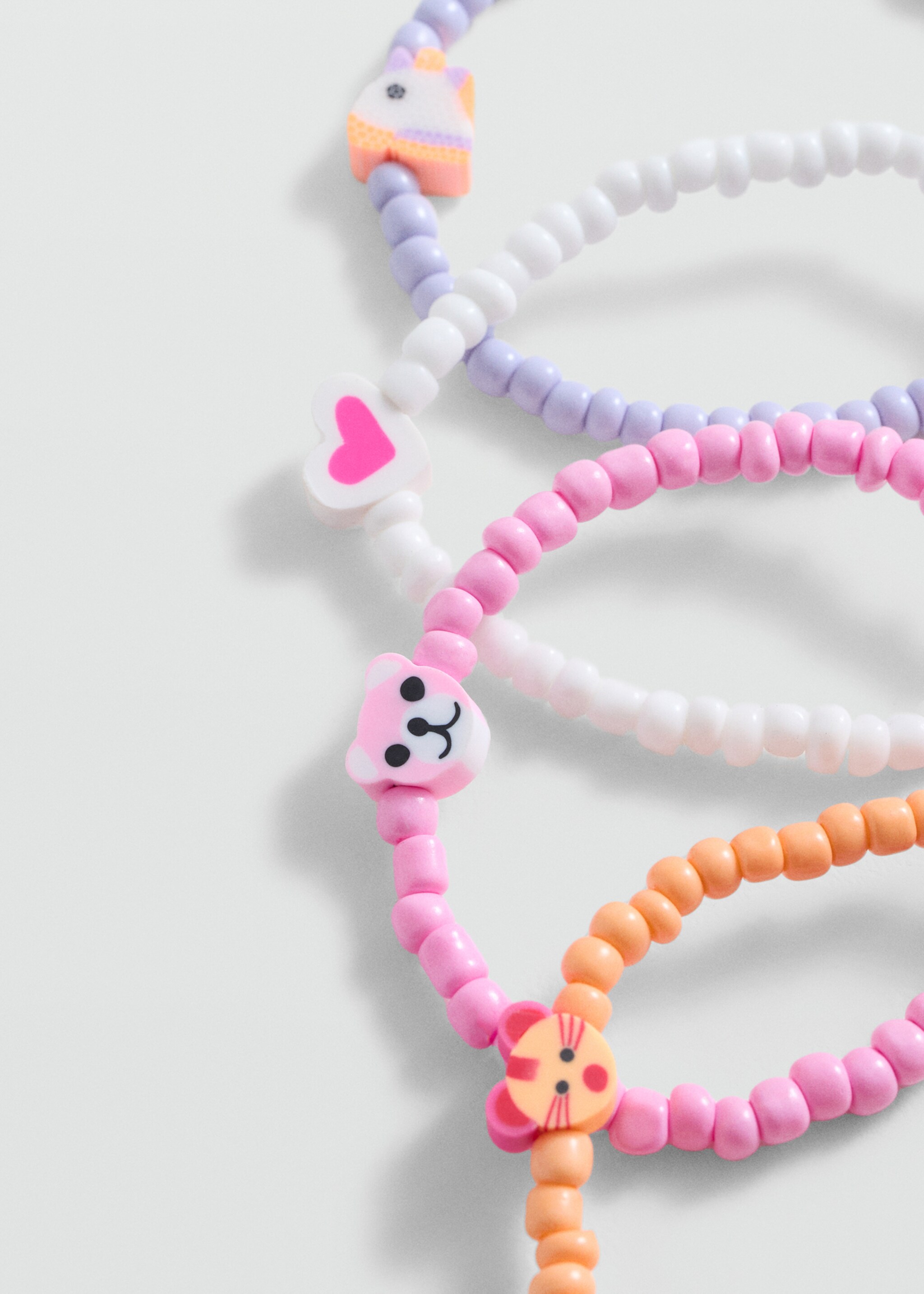 Lot 4 bracelets - Plan moyen