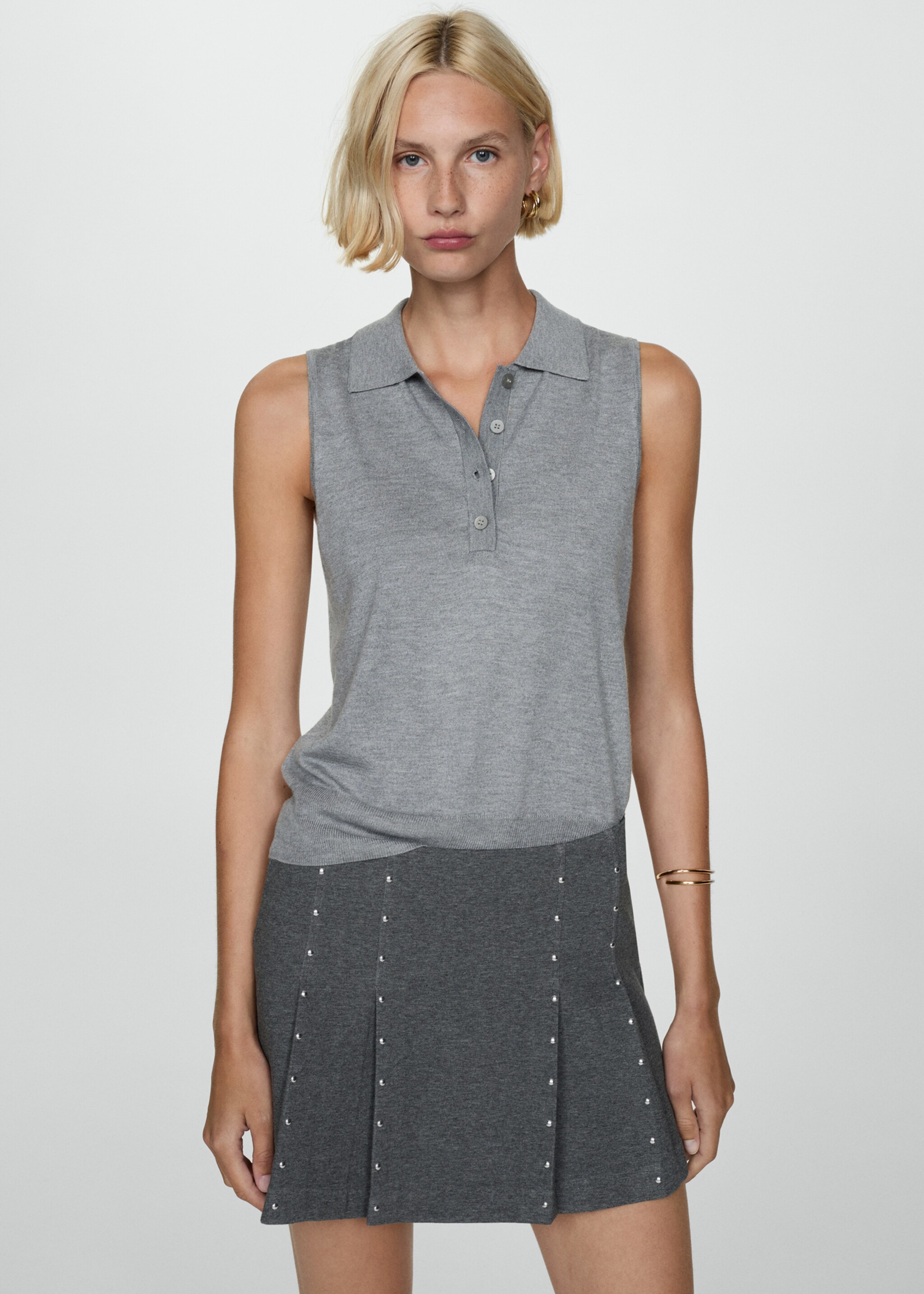 Mini-skirt with studs - Medium plane, Medium Heather Grey. Ref: 77084050-00.