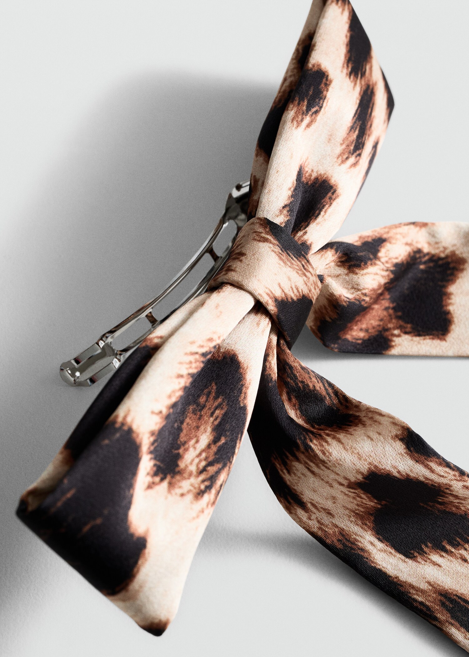 Leopard bow hair clip - Medium plane