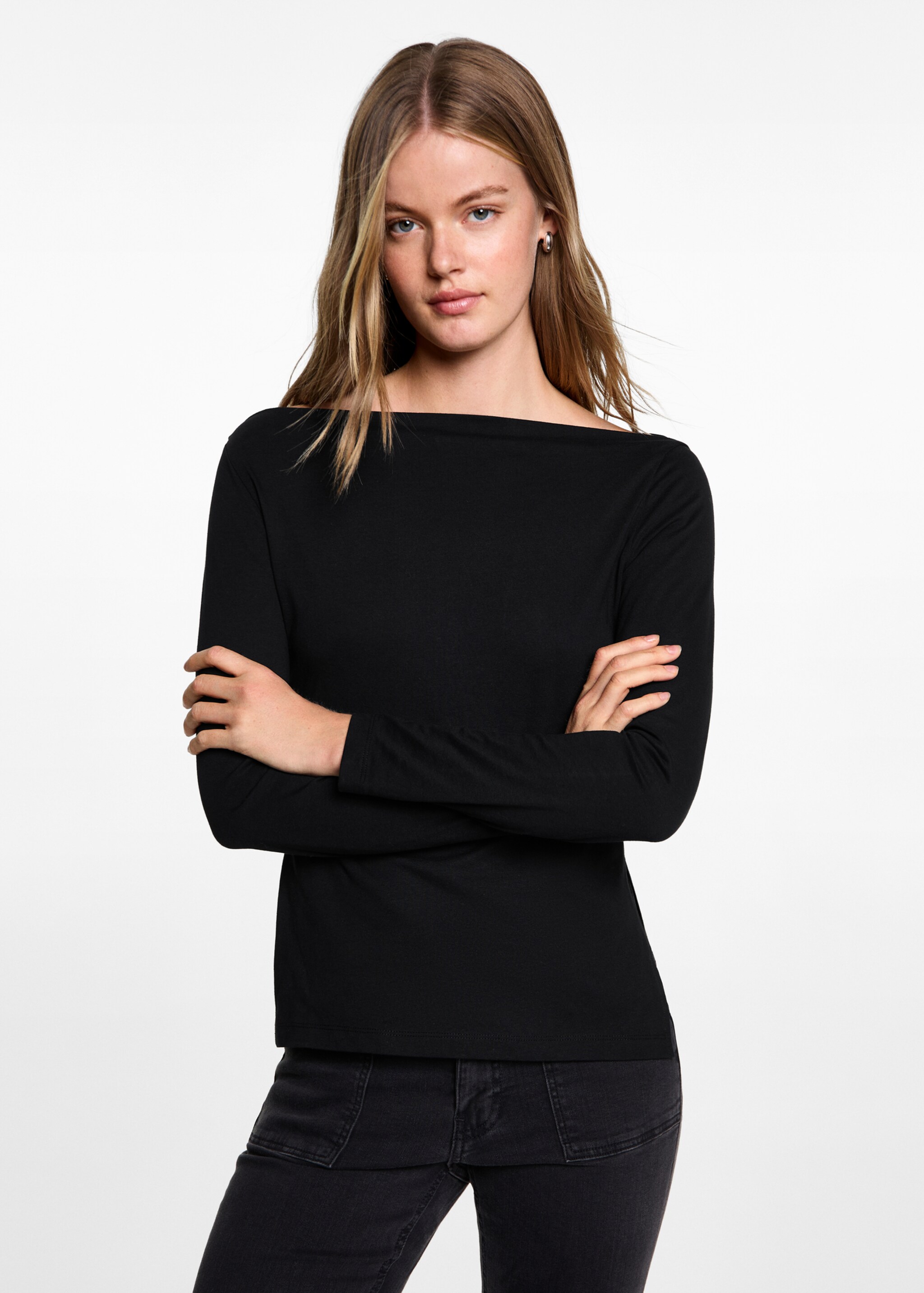 T-shirt with gathered details - Medium plane, Black. Ref: 77084066-00.
