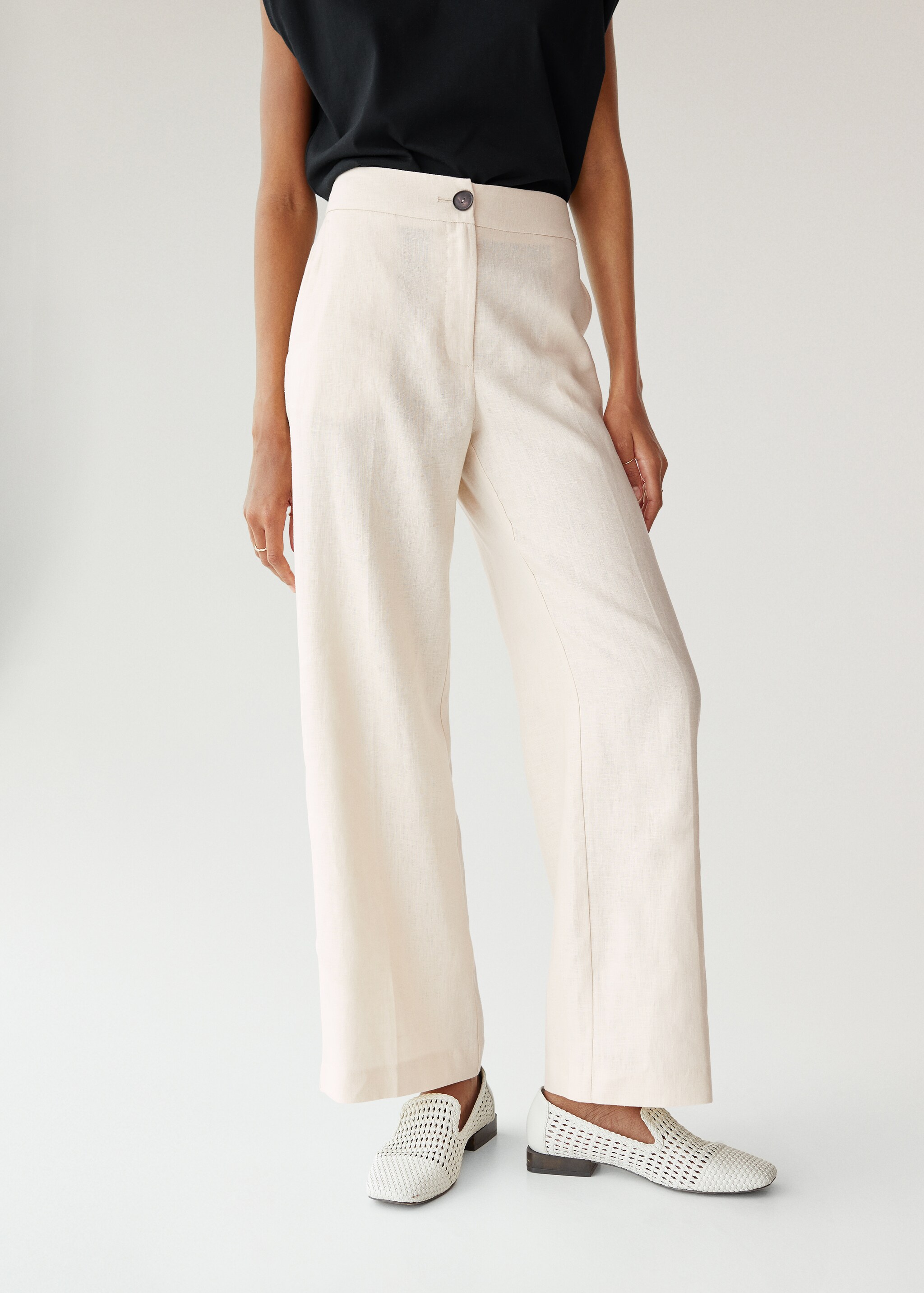 Pantalón traje lino - Plano medio