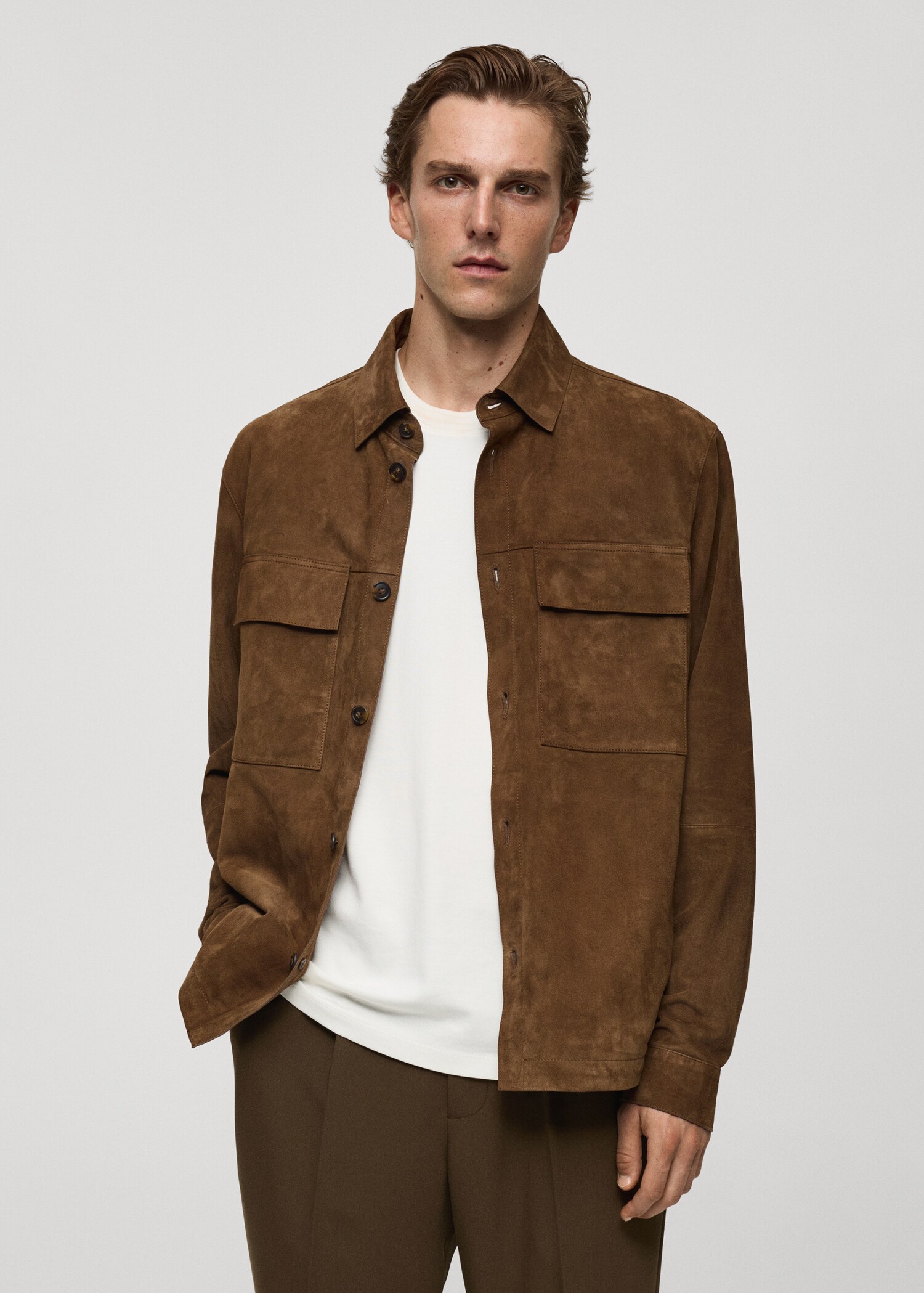 Overshirt aus 100 % Wildleder mit Taschen - Mittlere Ansicht