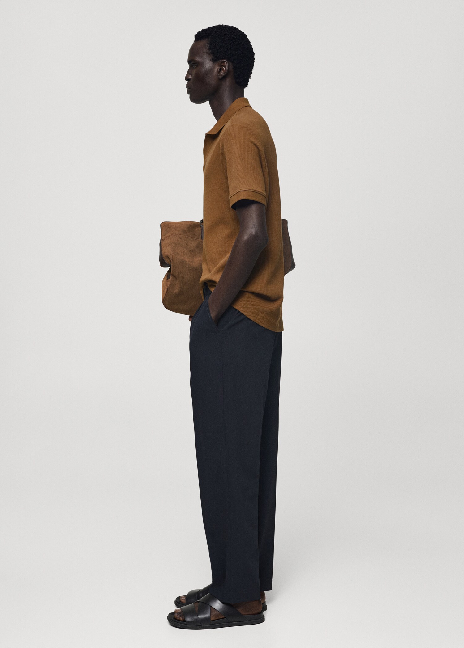 Feinstrick-Poloshirt mit Rippmuster - Detail des Artikels 2