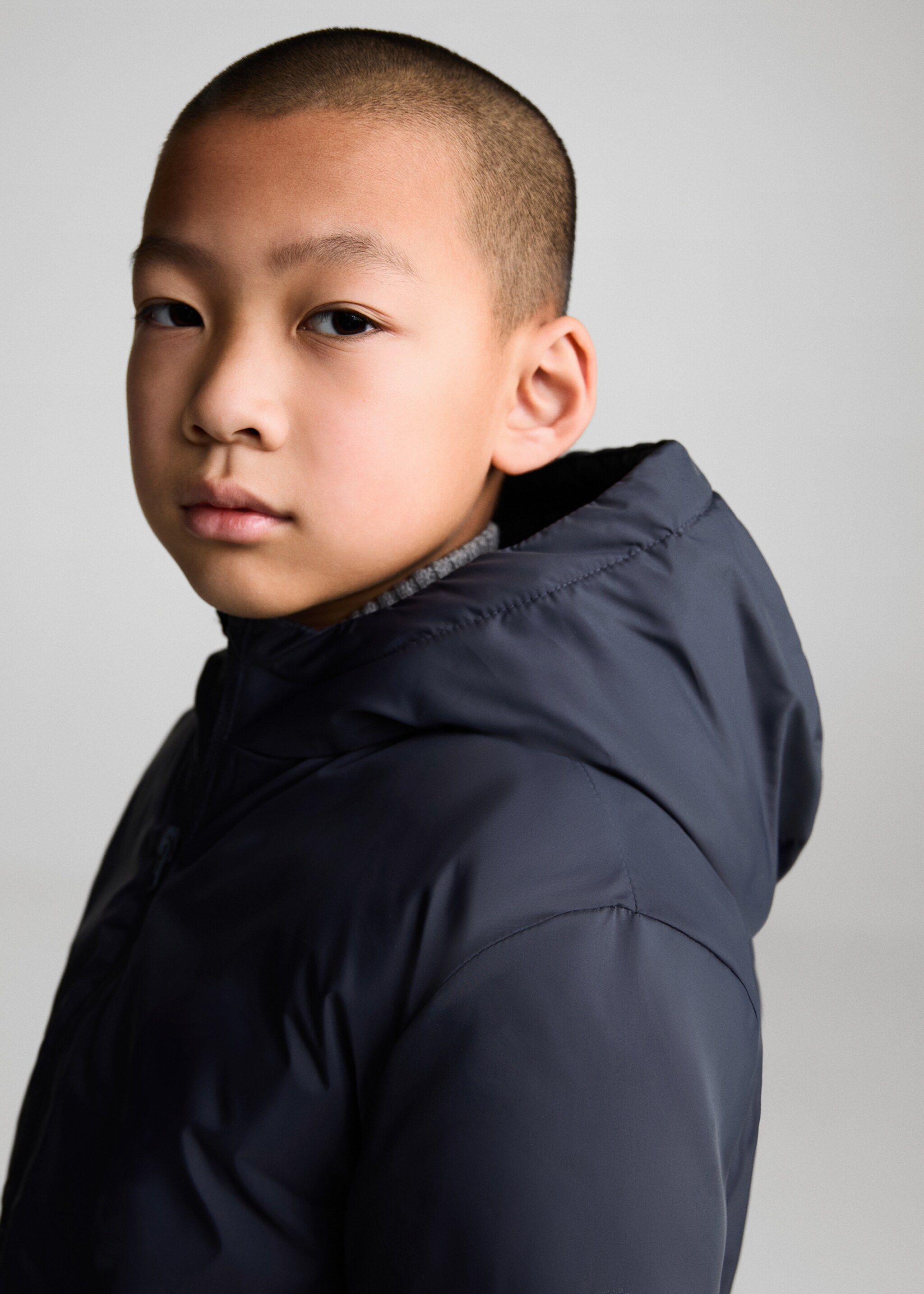 Water-repellent hood puffer coat - Details of the article 1, Dark Navy. Ref: 77084758-00.