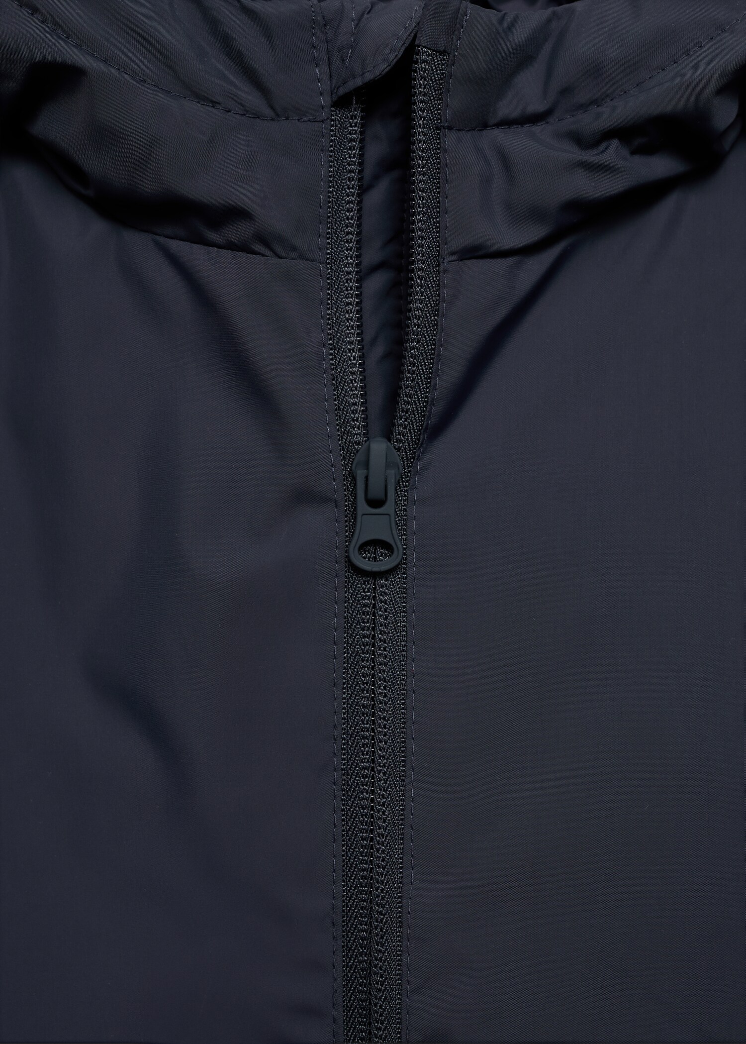Water-repellent hood puffer coat - Details of the article 8