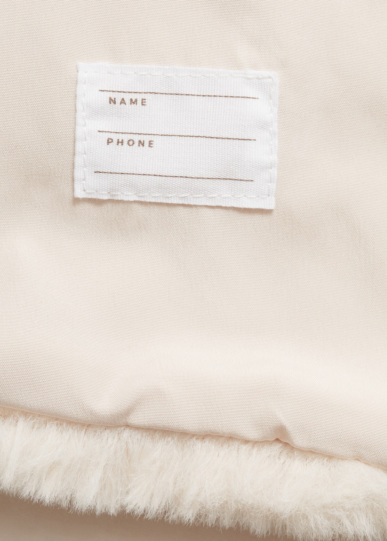 Fur-effect gilet with pockets - Details of the article 0