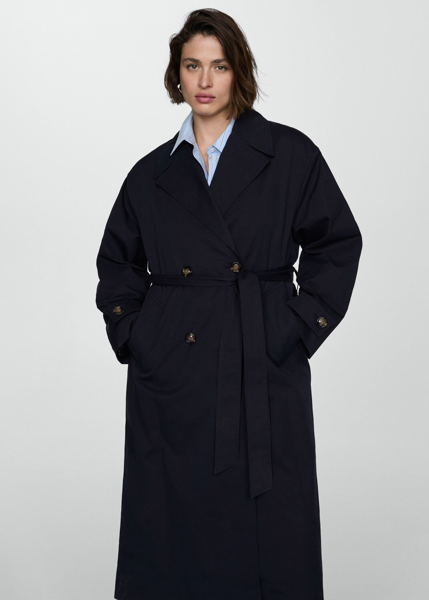 Langer zweireihiger Trenchcoat - Detail des Artikels 5
