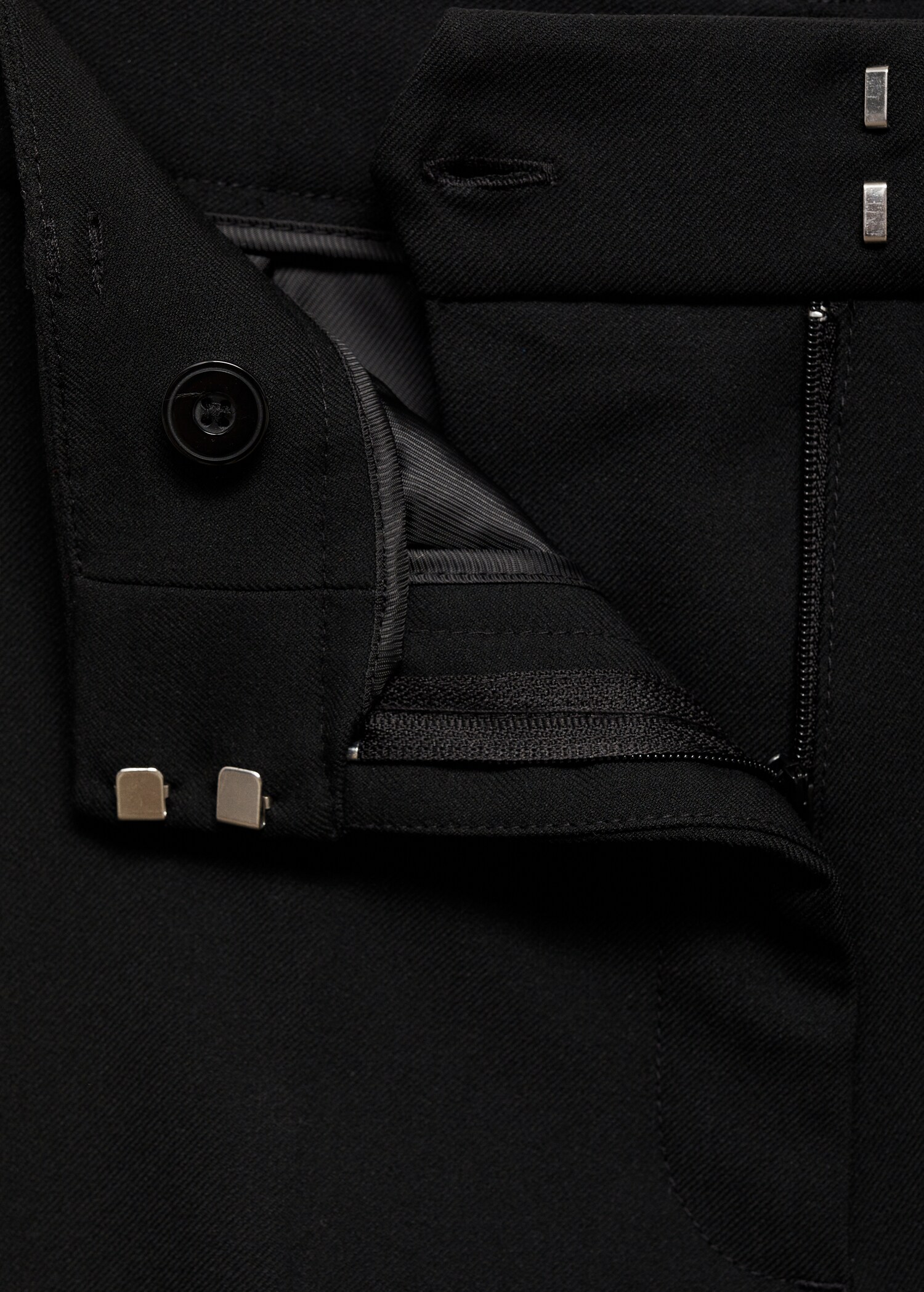 High-waist flared trousers - Details of the article 8