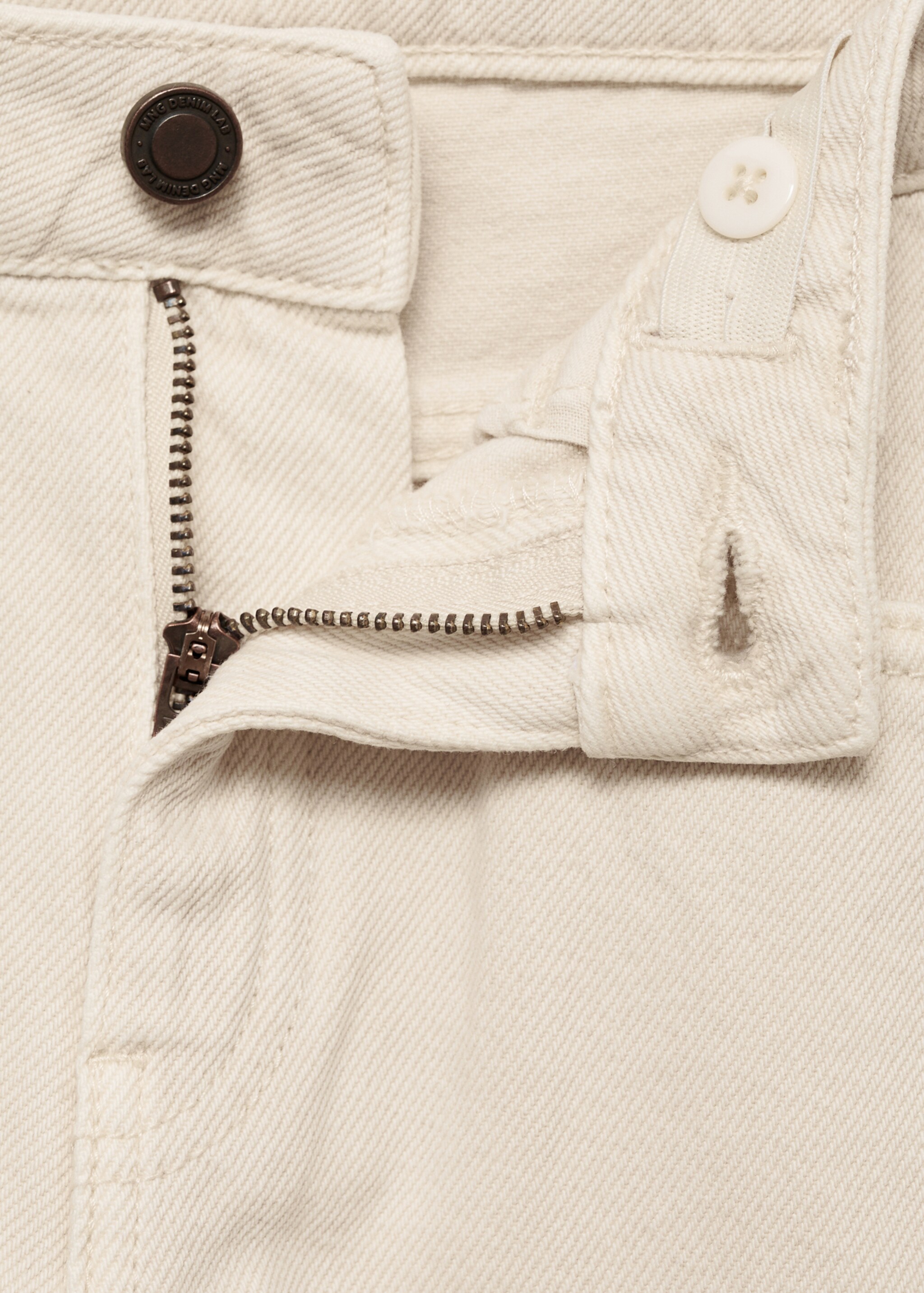 Straight-fit jeans met decoratieve scheuren - Detail van het artikel 8