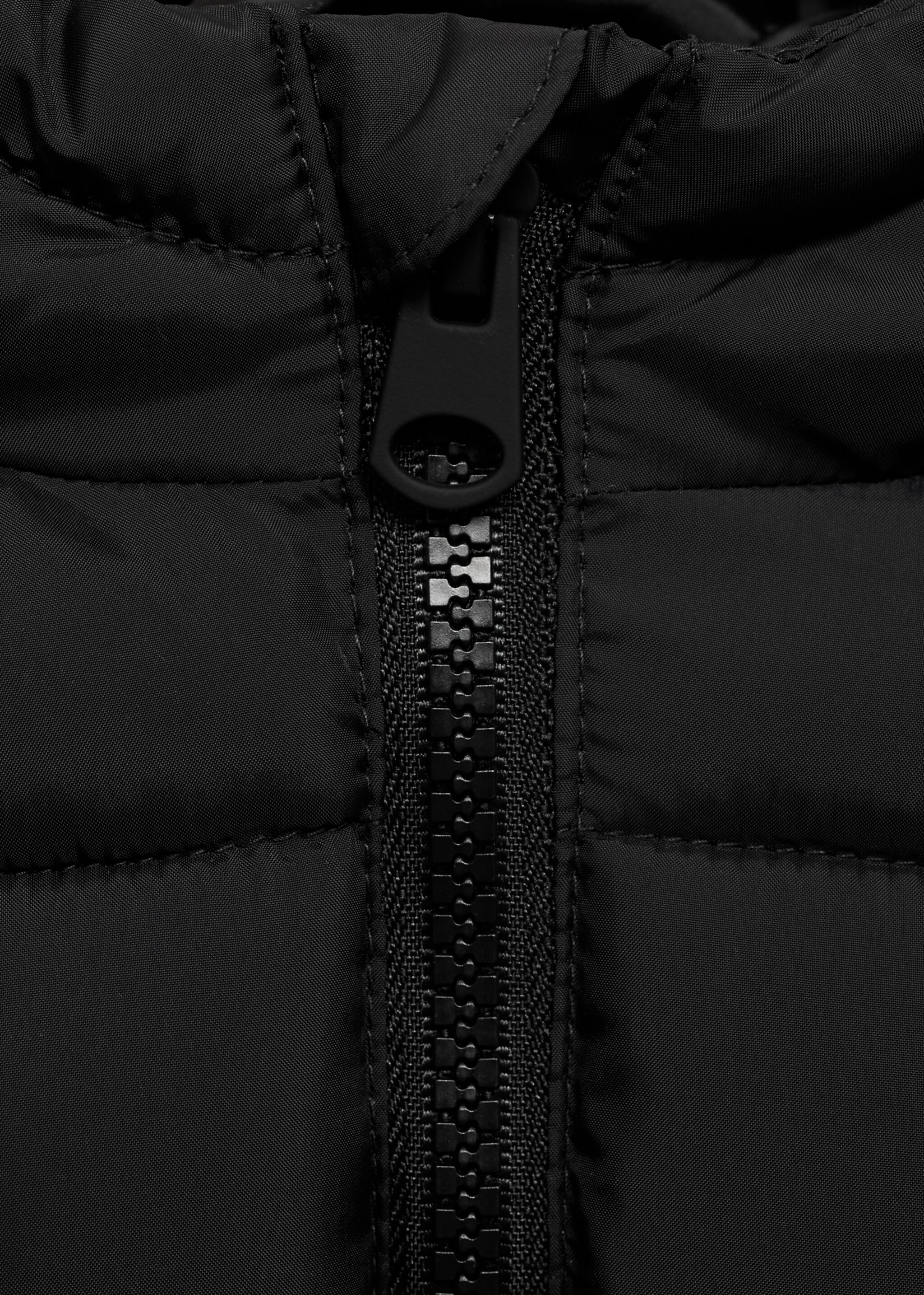 Anorak largo acolchado - Detalle del artículo 8, Negro. Ref: 77085629-00.