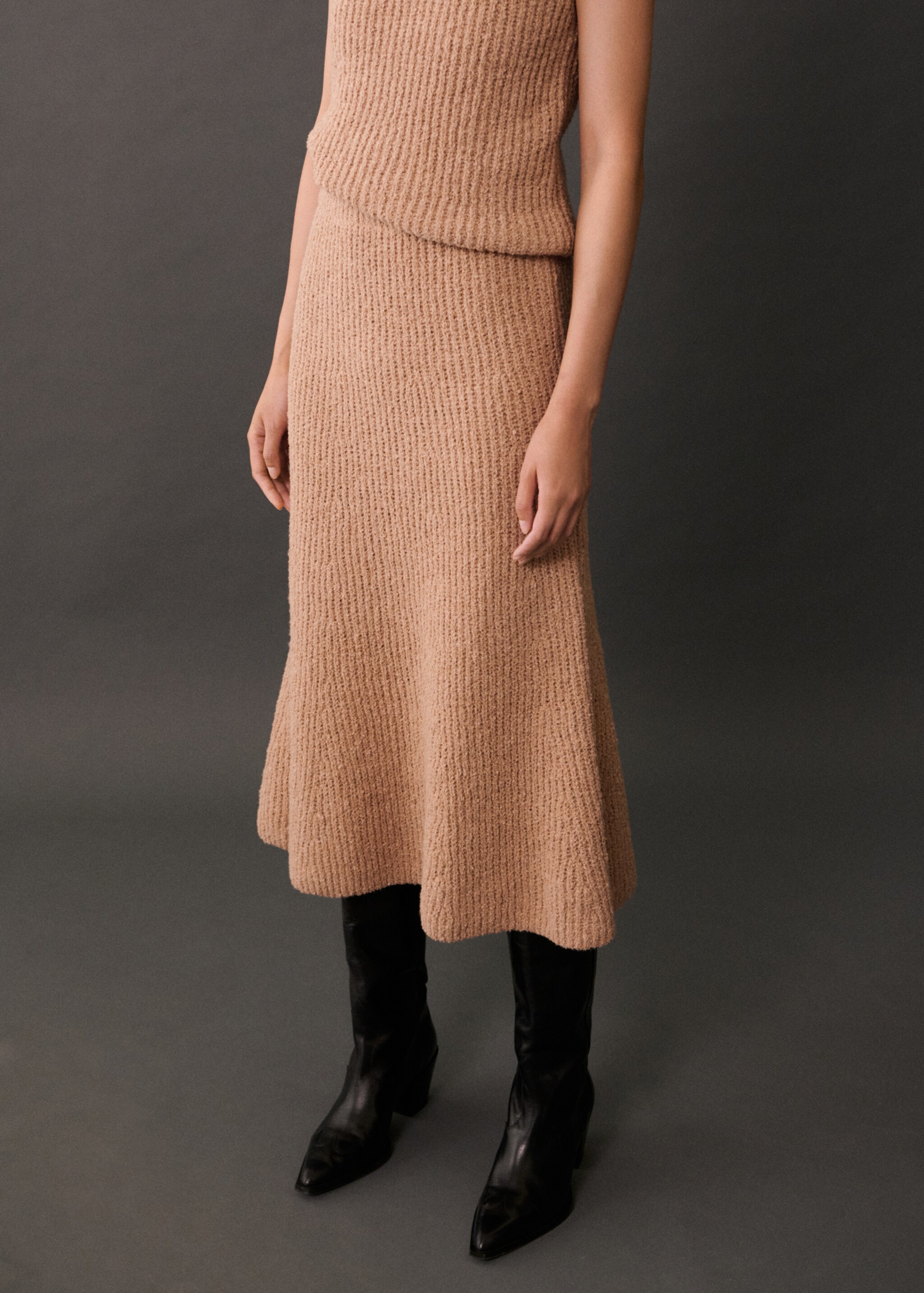 Flared ribbed skirt - Medium plane, Medium Brown. Ref: 77085642-00.