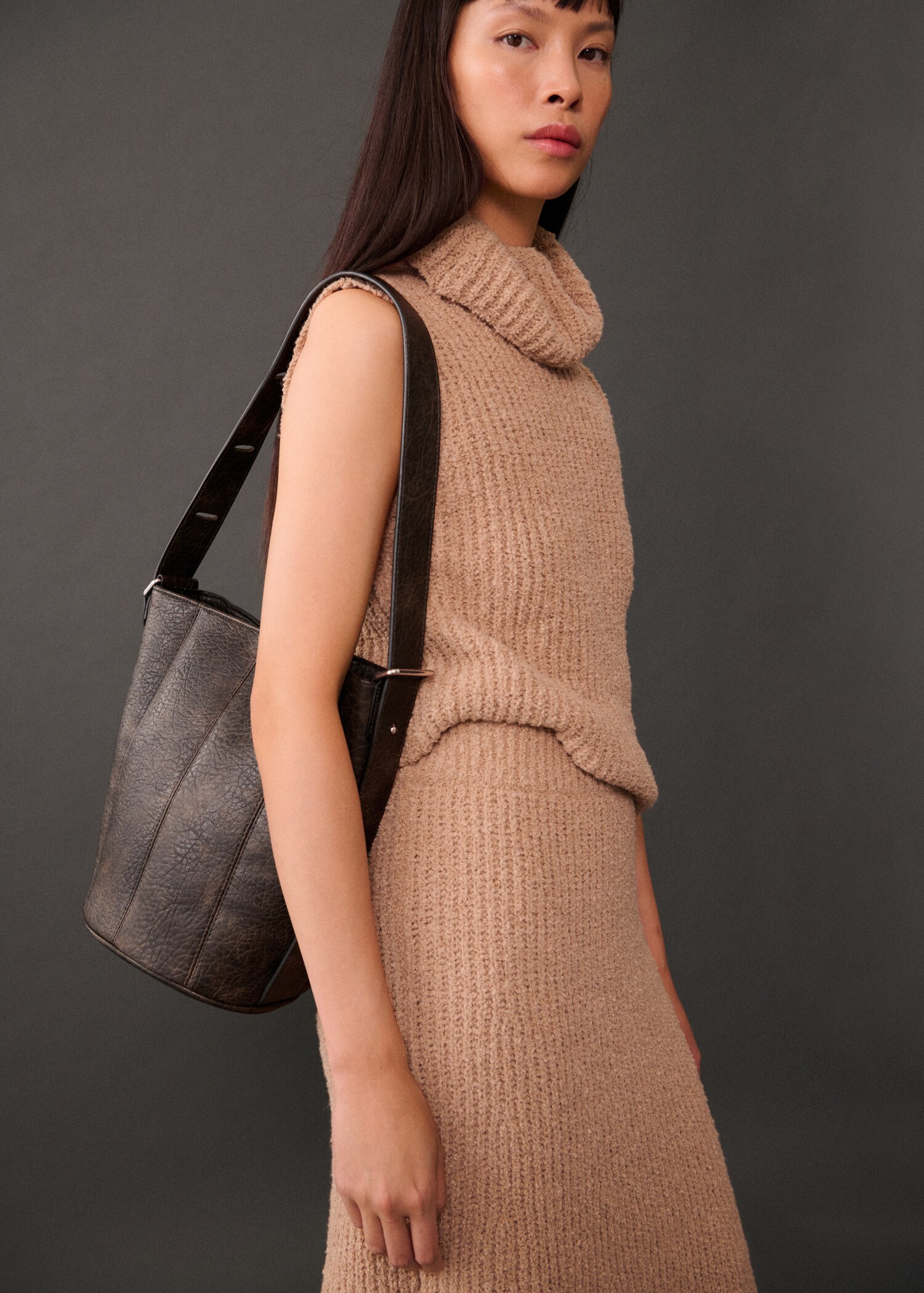 Flared ribbed skirt - Details of the article 1