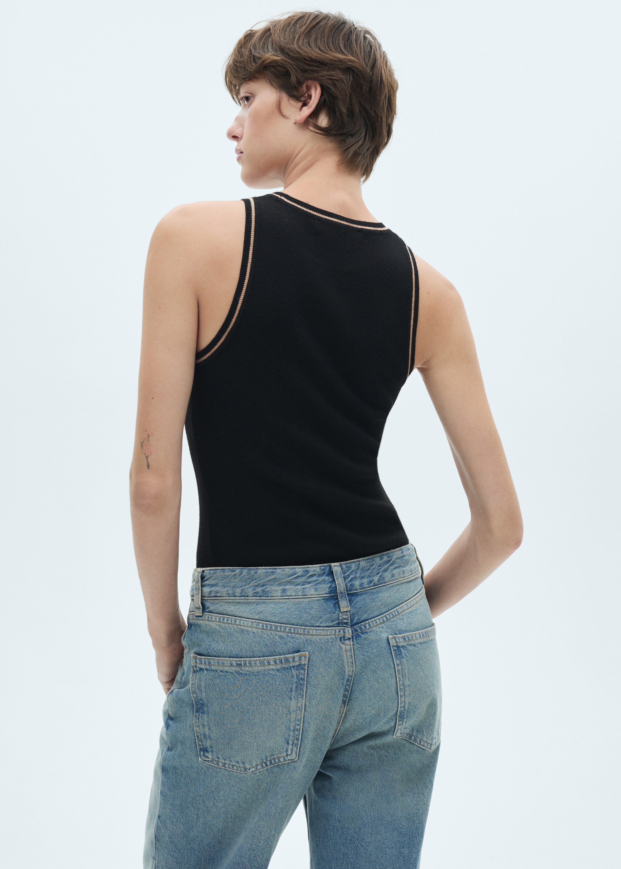 Knitted top with contrast details - Details of the article 1, Medium Brown. Ref: 77085651-00.