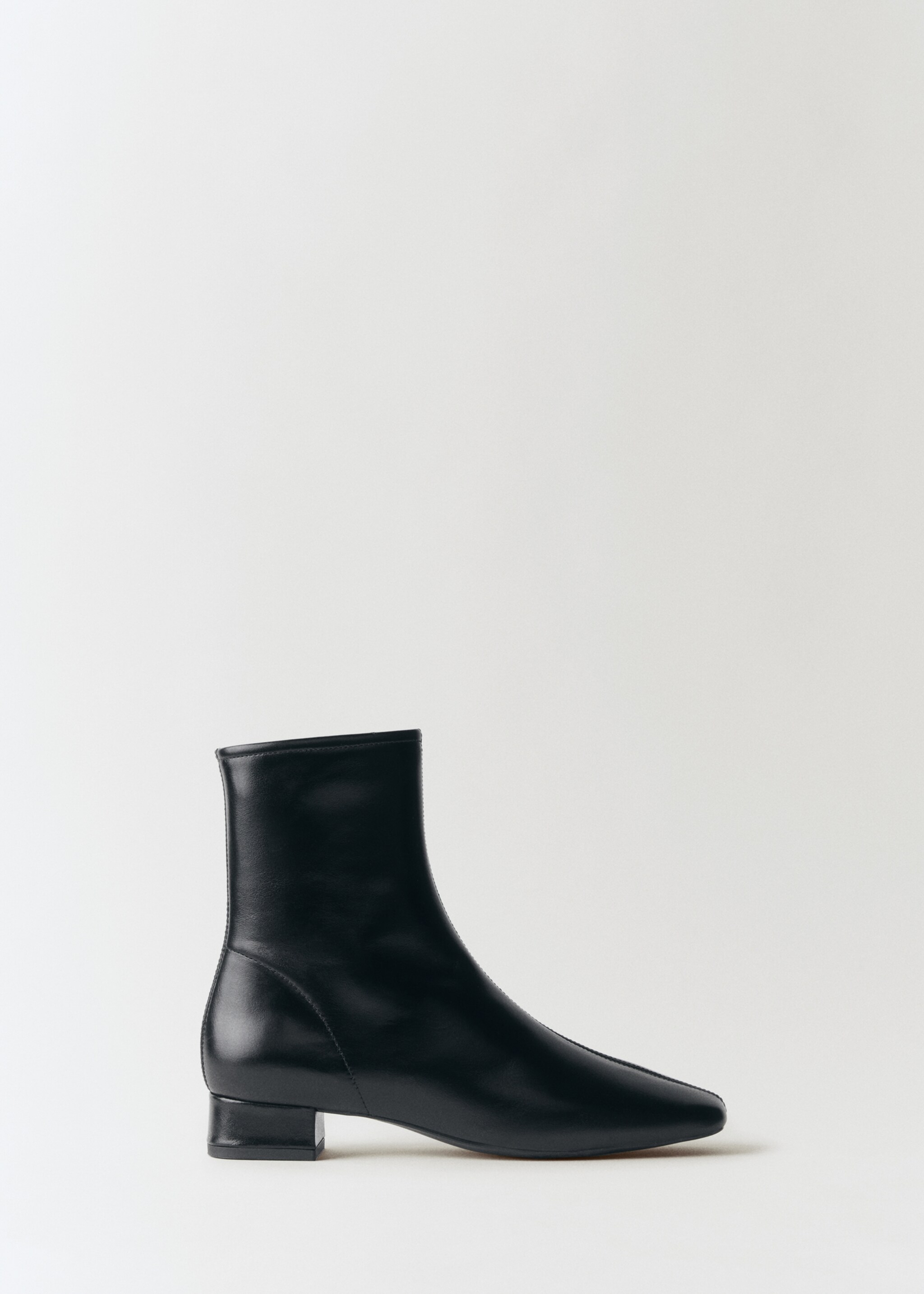 Botim pele salto - Artigo sem modelo, Preto. Ref: 77085664-00.