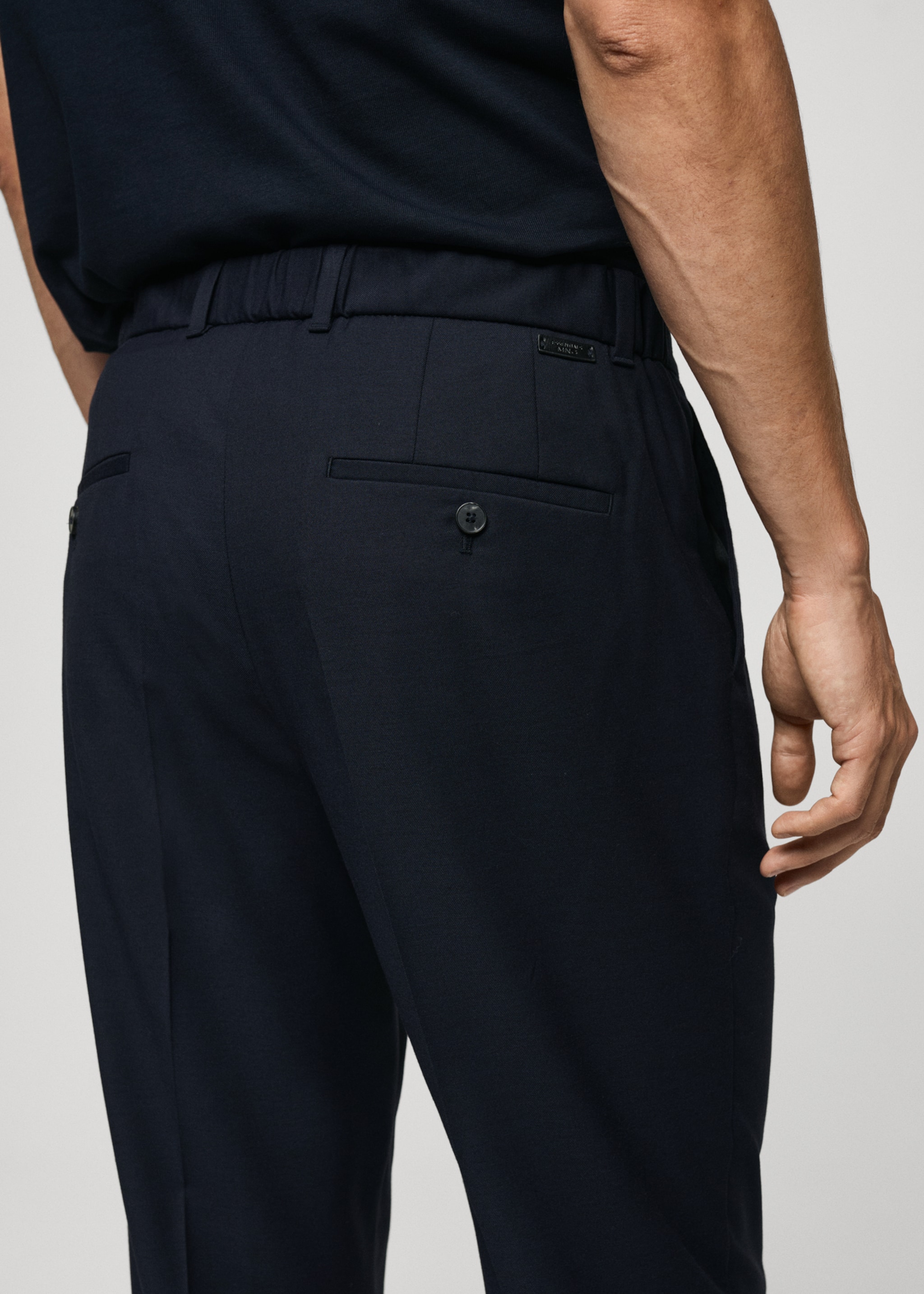 Pleated slim-fit trousers - Details of the article 2, Dark Navy. Ref: 77085960-00.