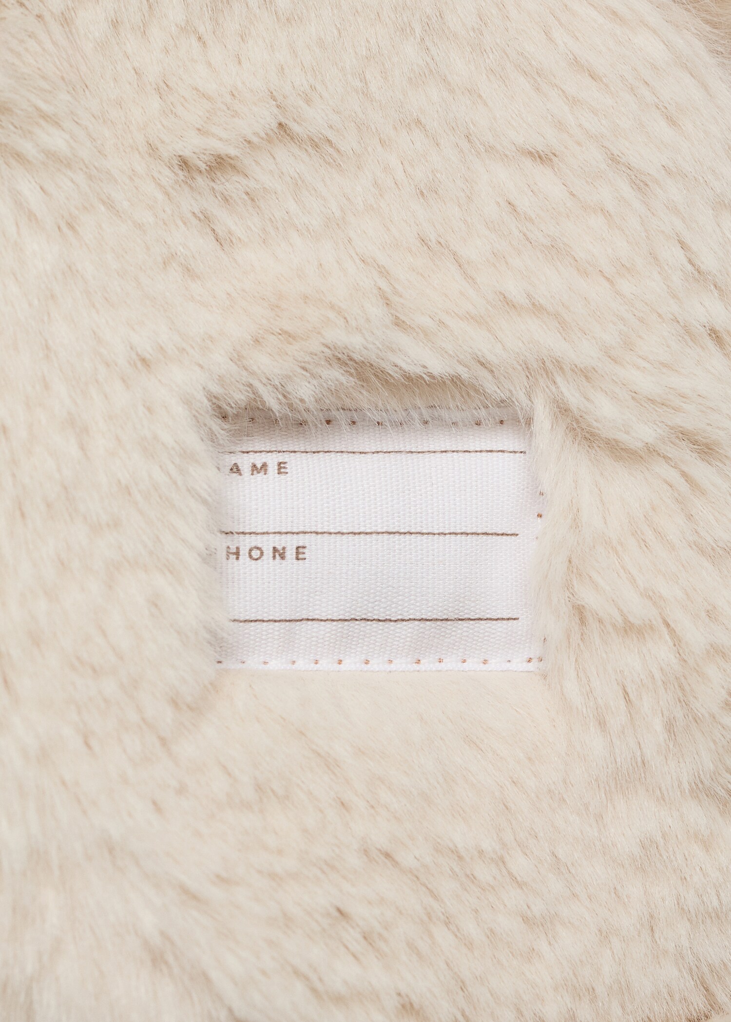 Fur-effect inner coat - Details of the article 0