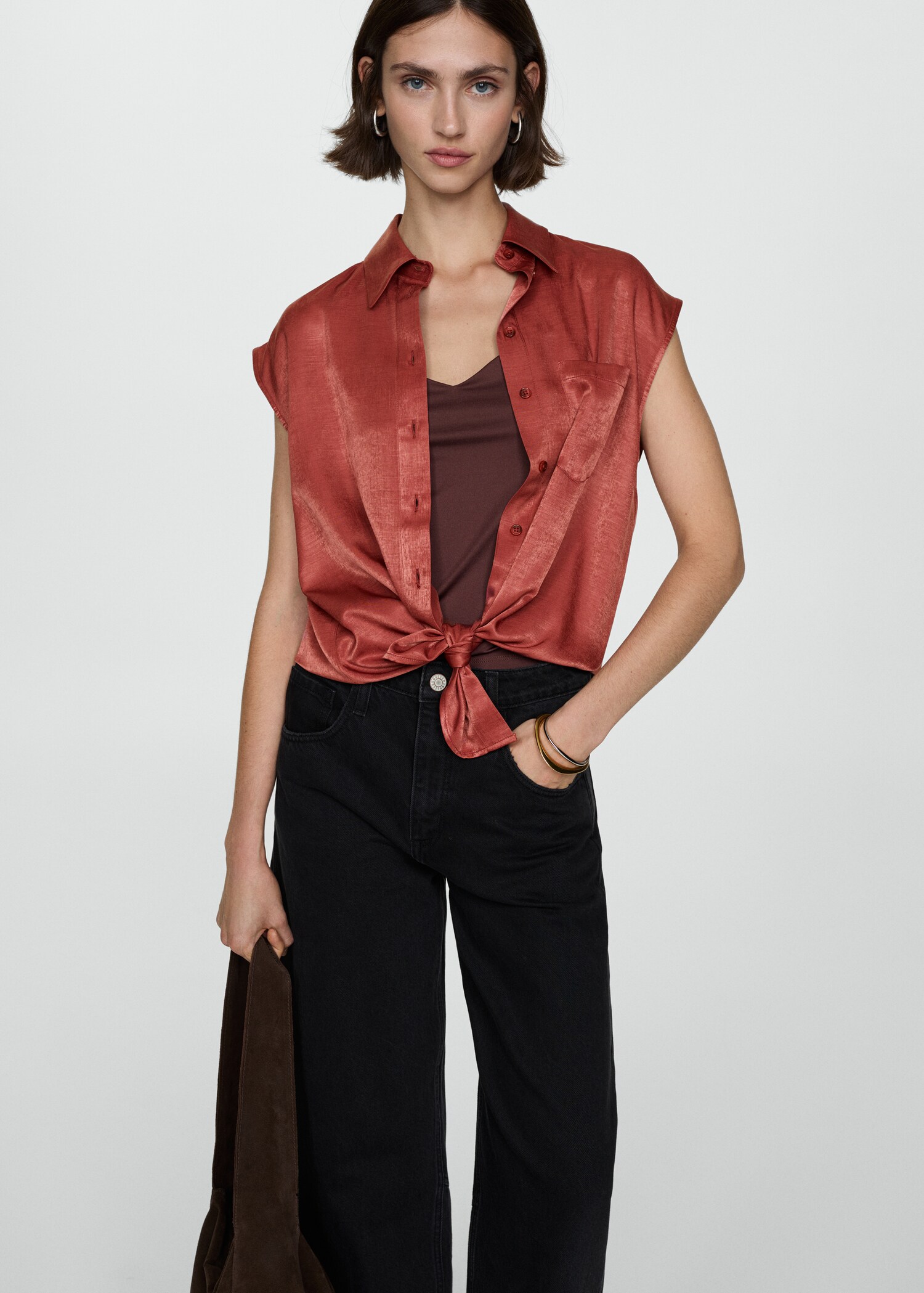 Satin shirt with bow - Détail de l'article 2