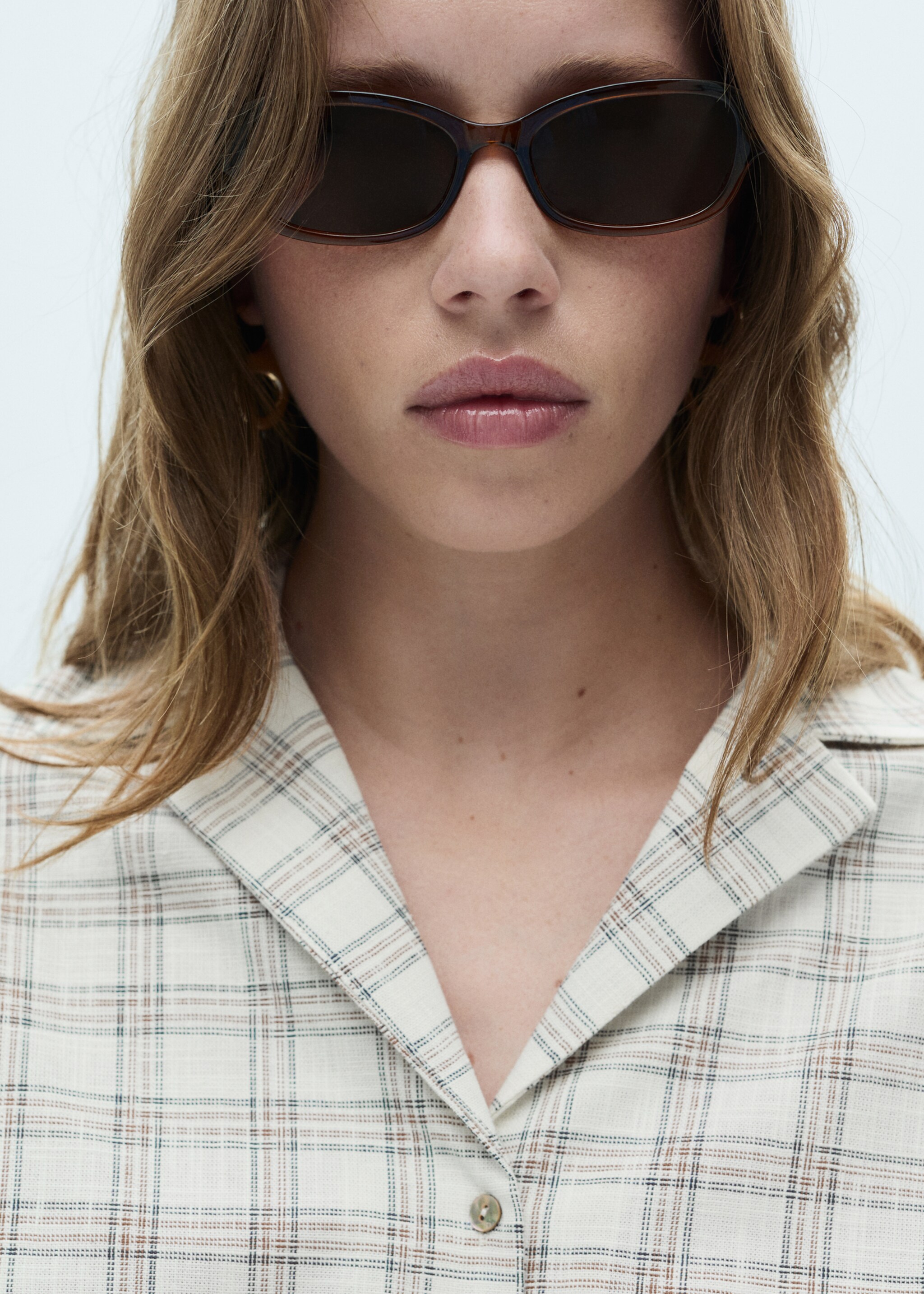 Check crop shirt - Details of the article 1