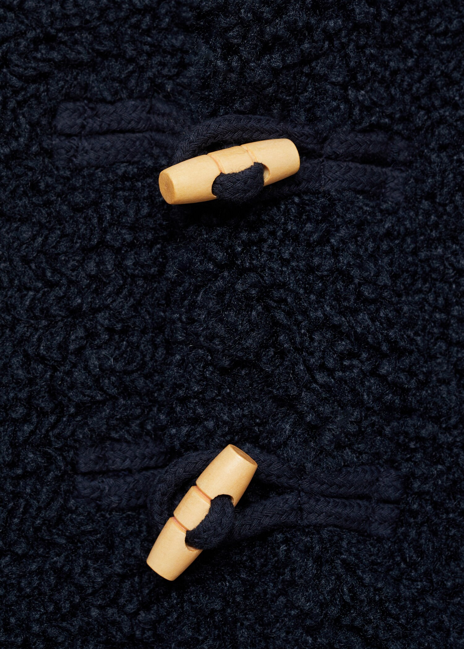 Shearling-effect hooded coat - Details of the article 8