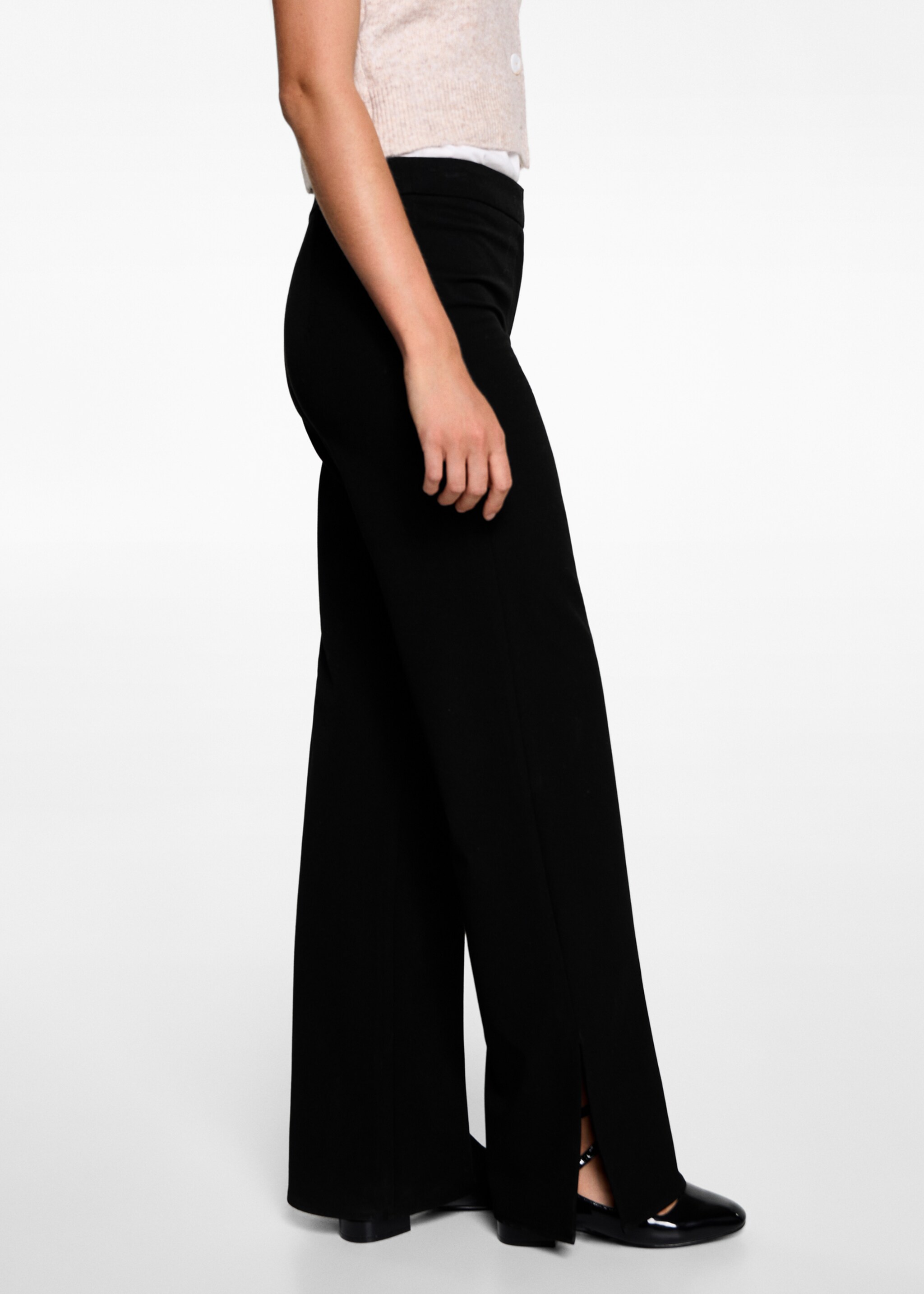 Side slit suit pants - Details of the article 6, Black. Ref: 77085999-00.