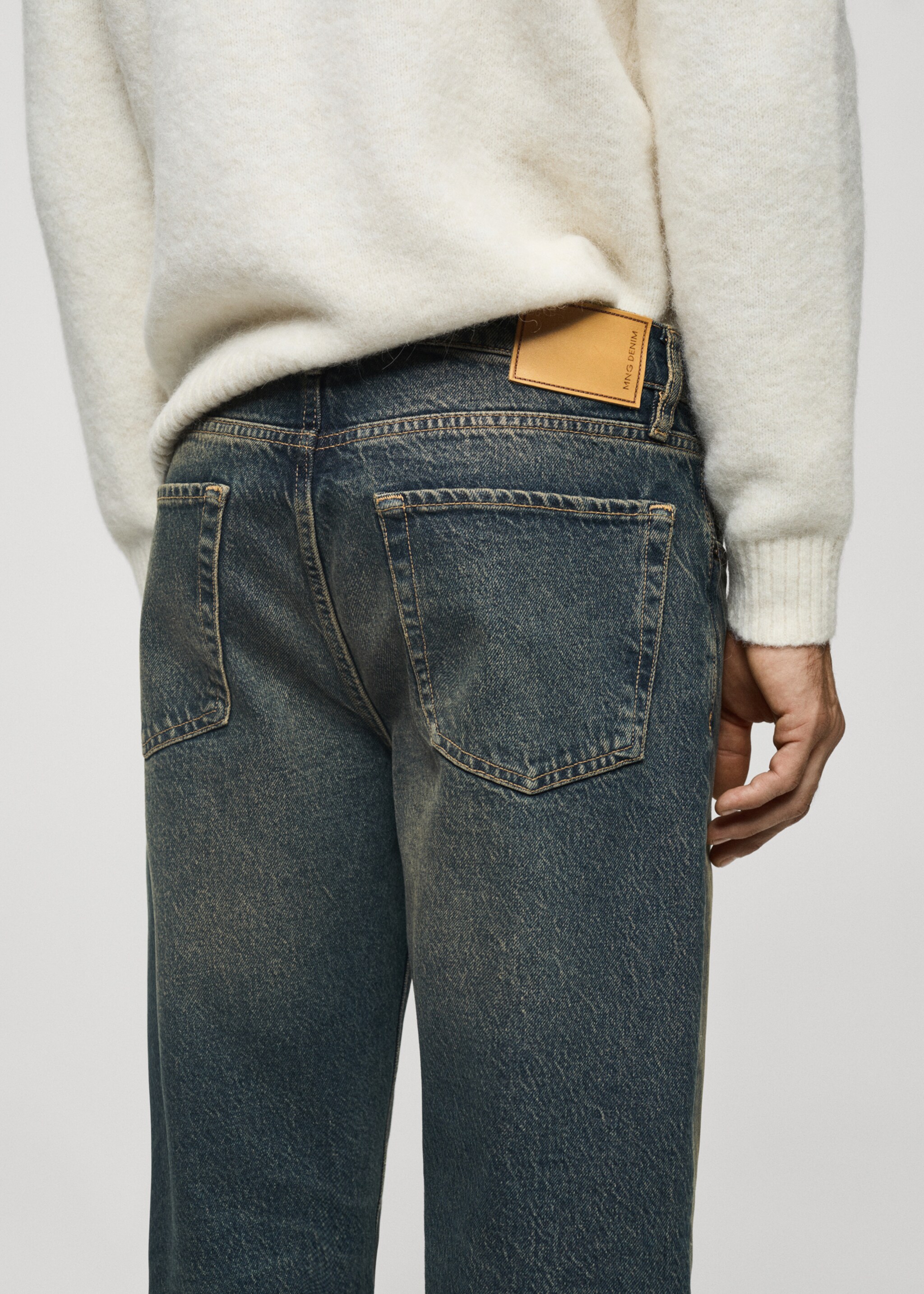 Straight-fit jeans with frayed effect - Details of the article 6, Mint Green. Ref: 77086002-00.