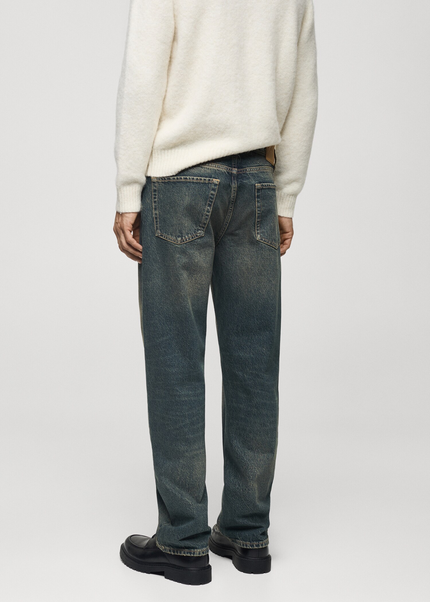 Jean straight-fit effet usé - Verso de l’article
