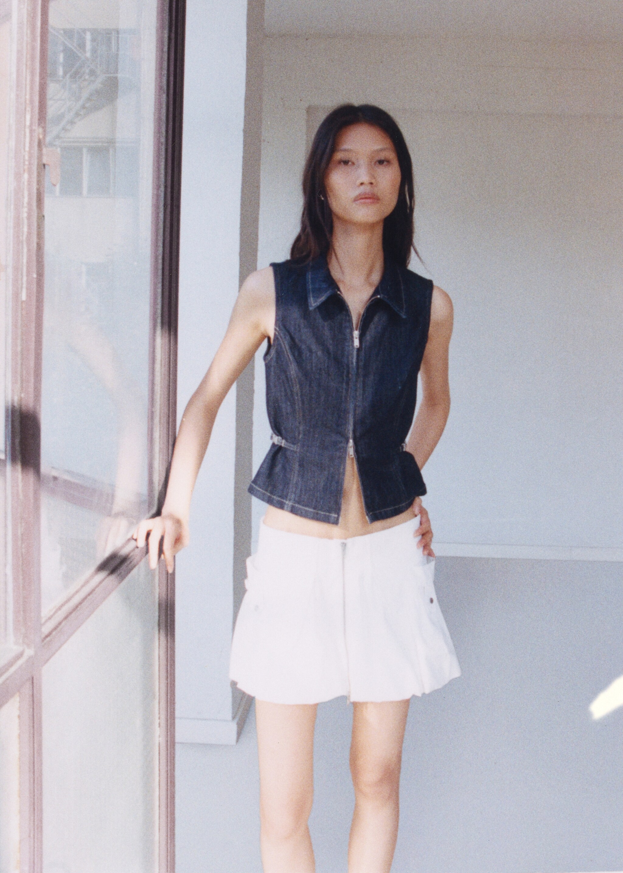 Balloon mini-skirt with zip - Details of the article 6