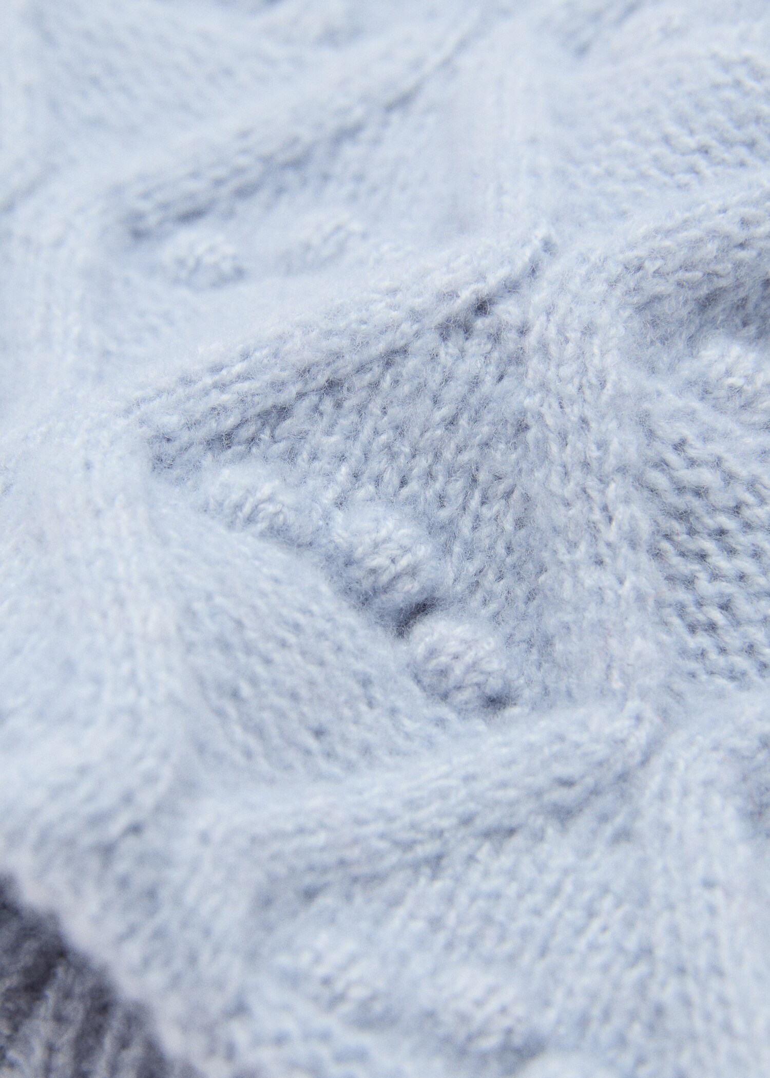 Knitted braided scarf - Medium plane