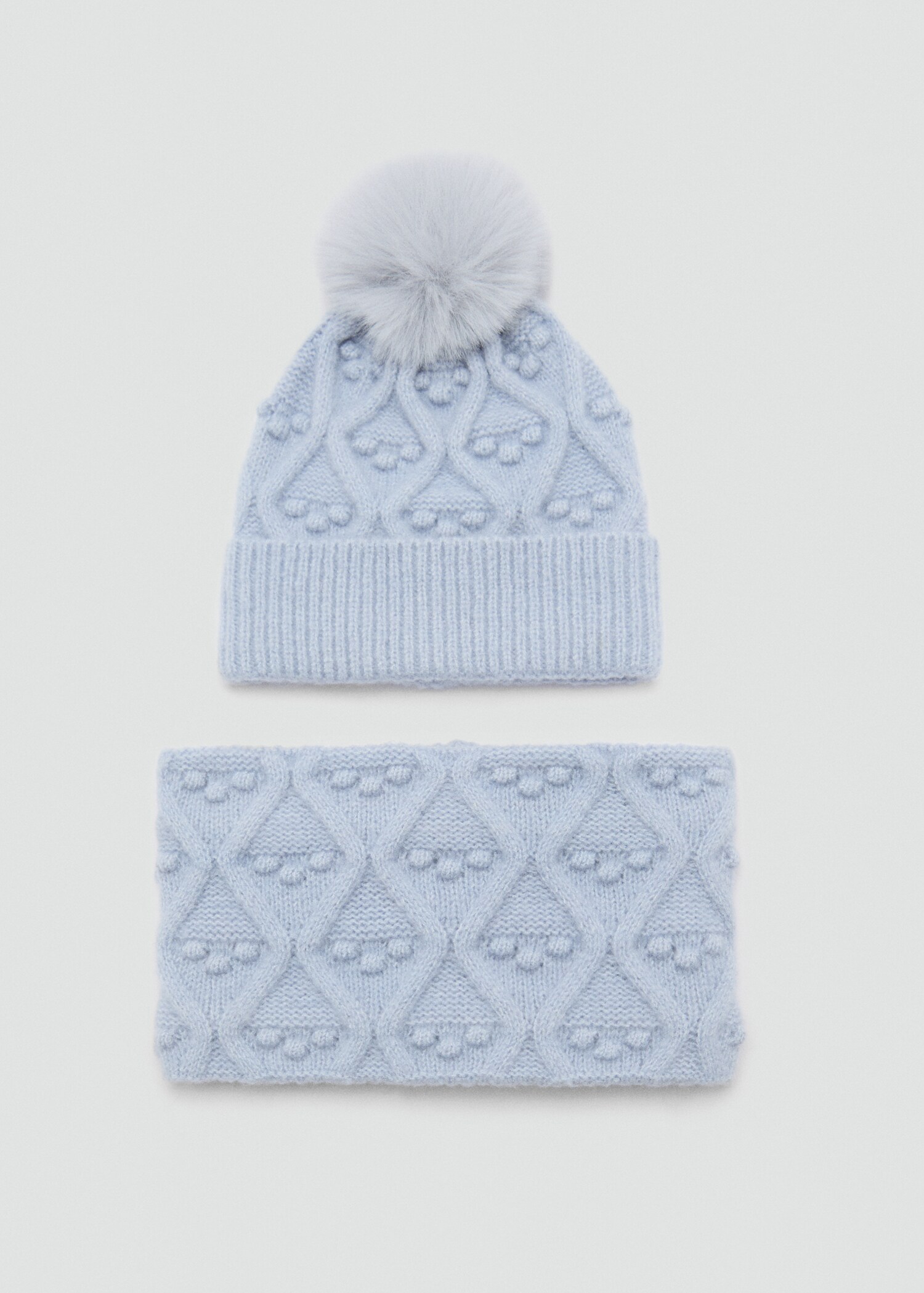 Knitted braided scarf - Details of the article 2