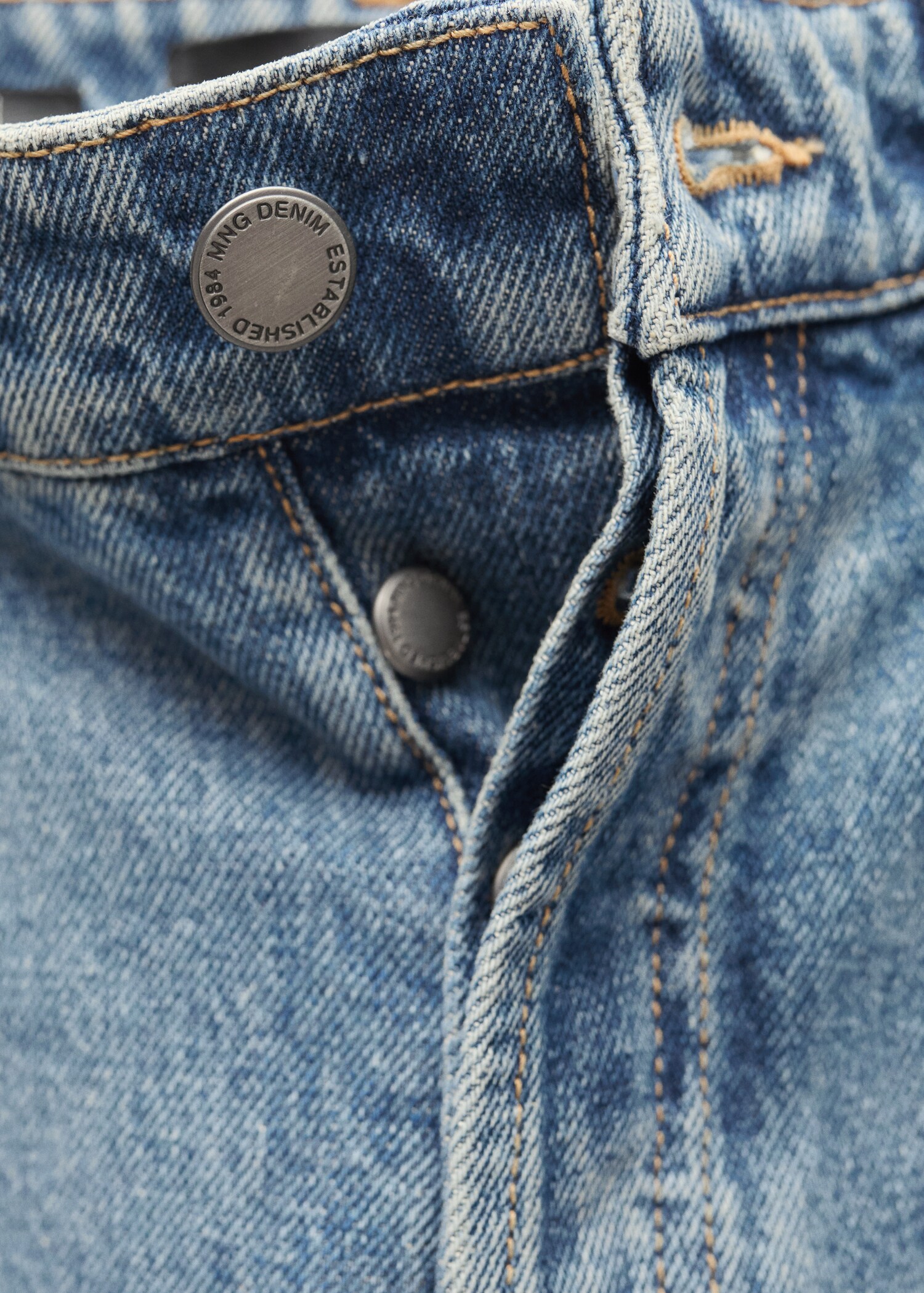 Low waist wide leg jeans - Details of the article 0