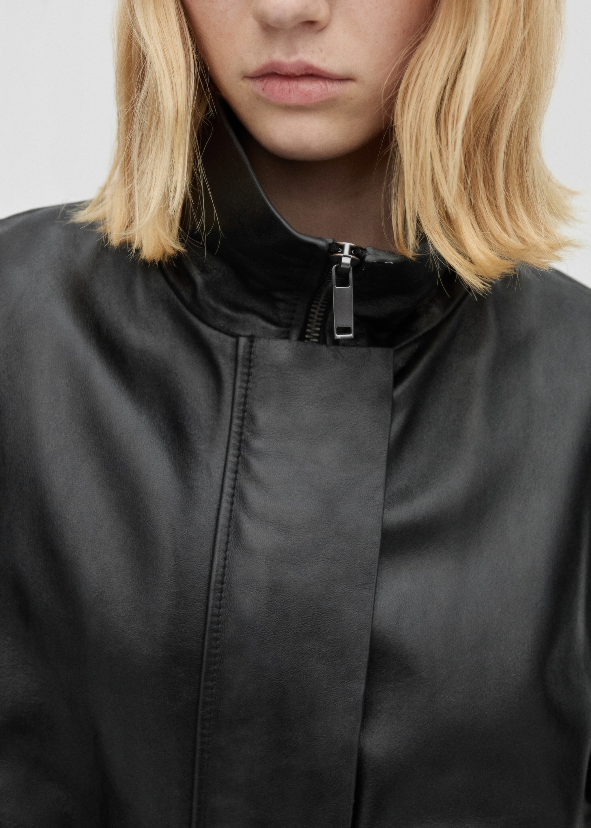 Oversized-Lederjacke - Detail des Artikels 2, Schwarz. Ref: 77086355-00.